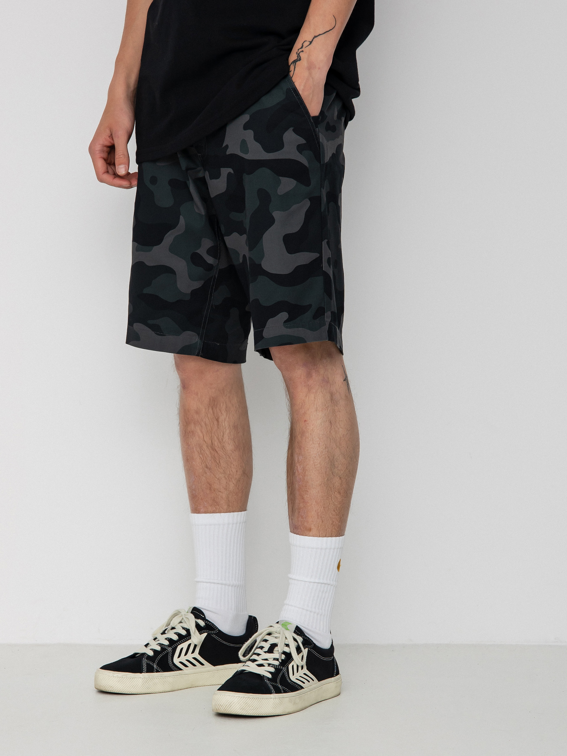 Fox Essex Camo 2.0 Rövidnadrág (black camo)