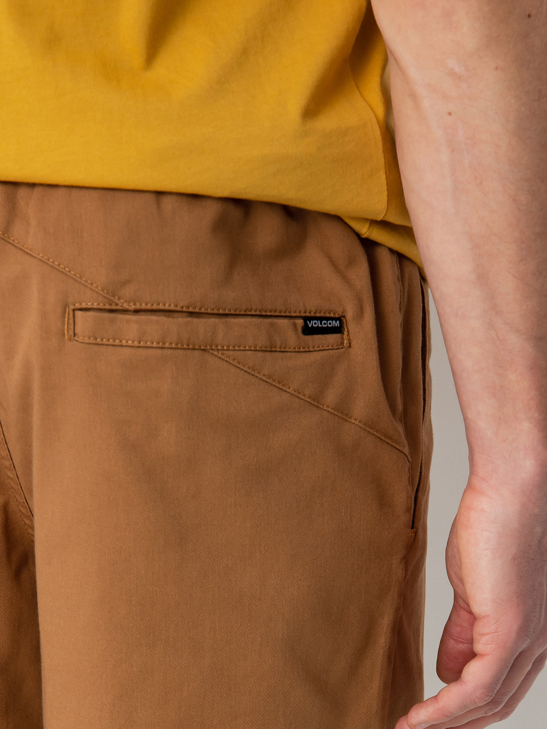 Volcom Frickin Ew 19 Rövidnadrág (tobacco)