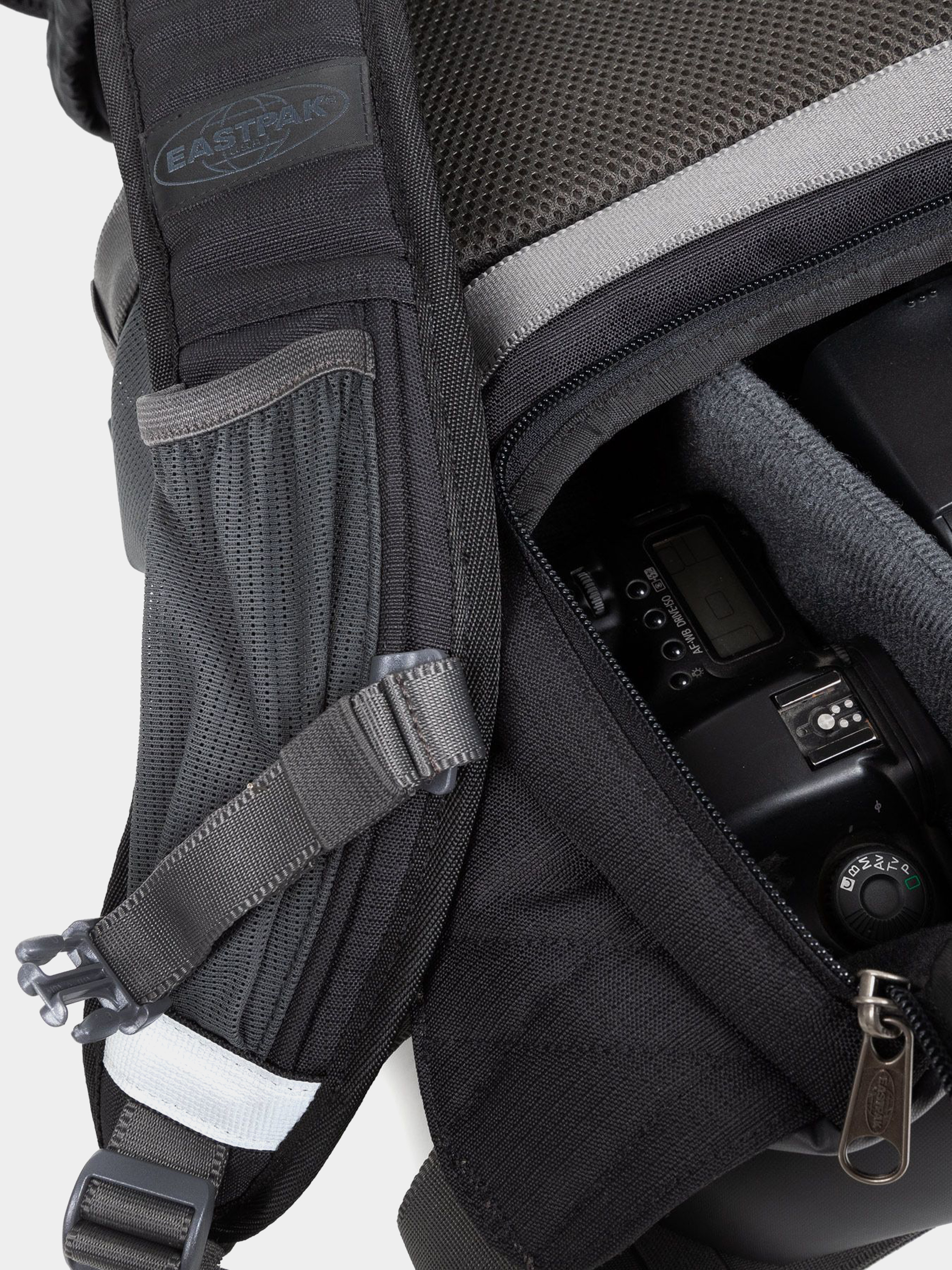 Eastpak Out Camera Pack Hátizsák (out black)