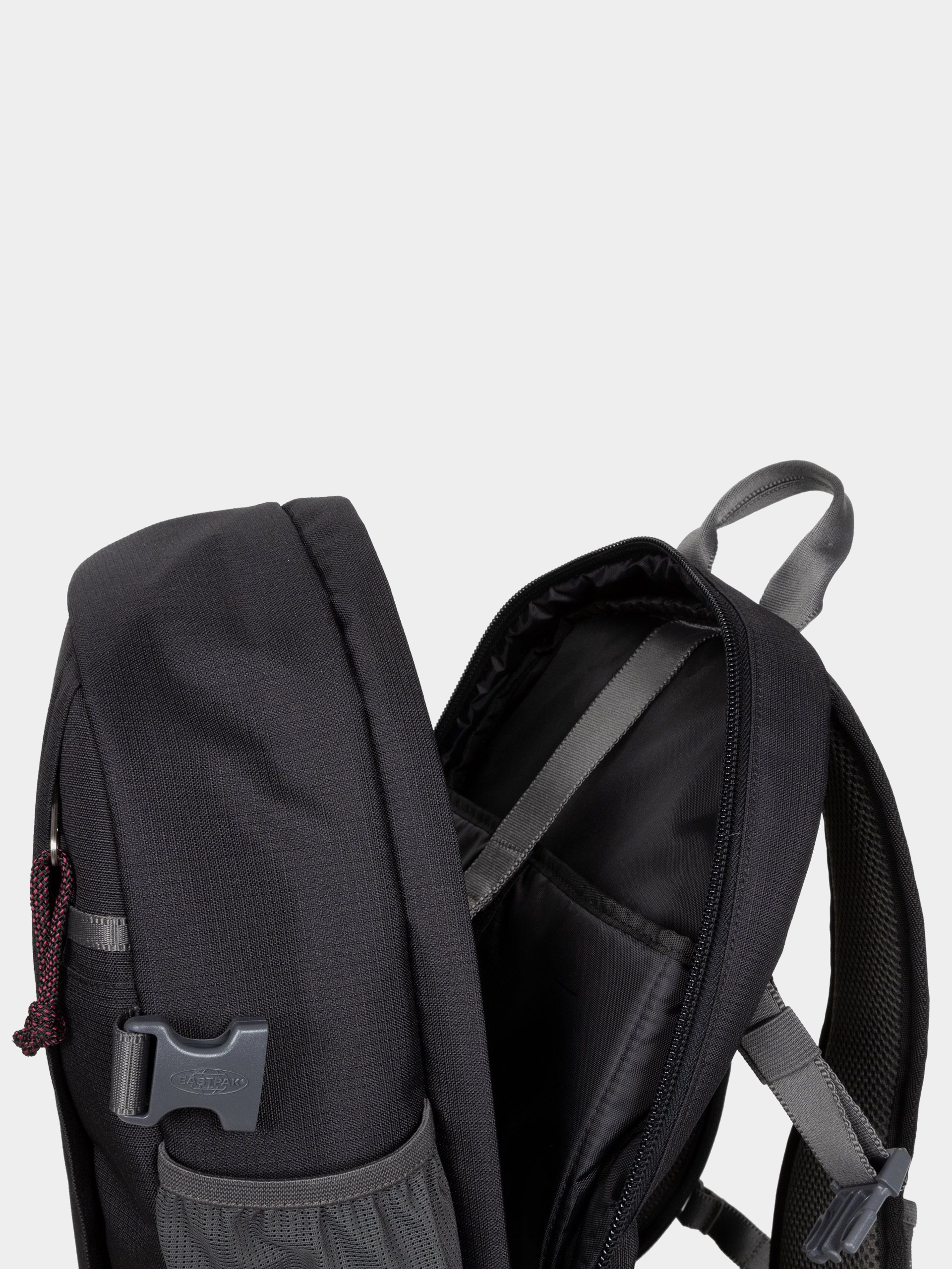 Eastpak Out Safepack Hátizsák (out black)