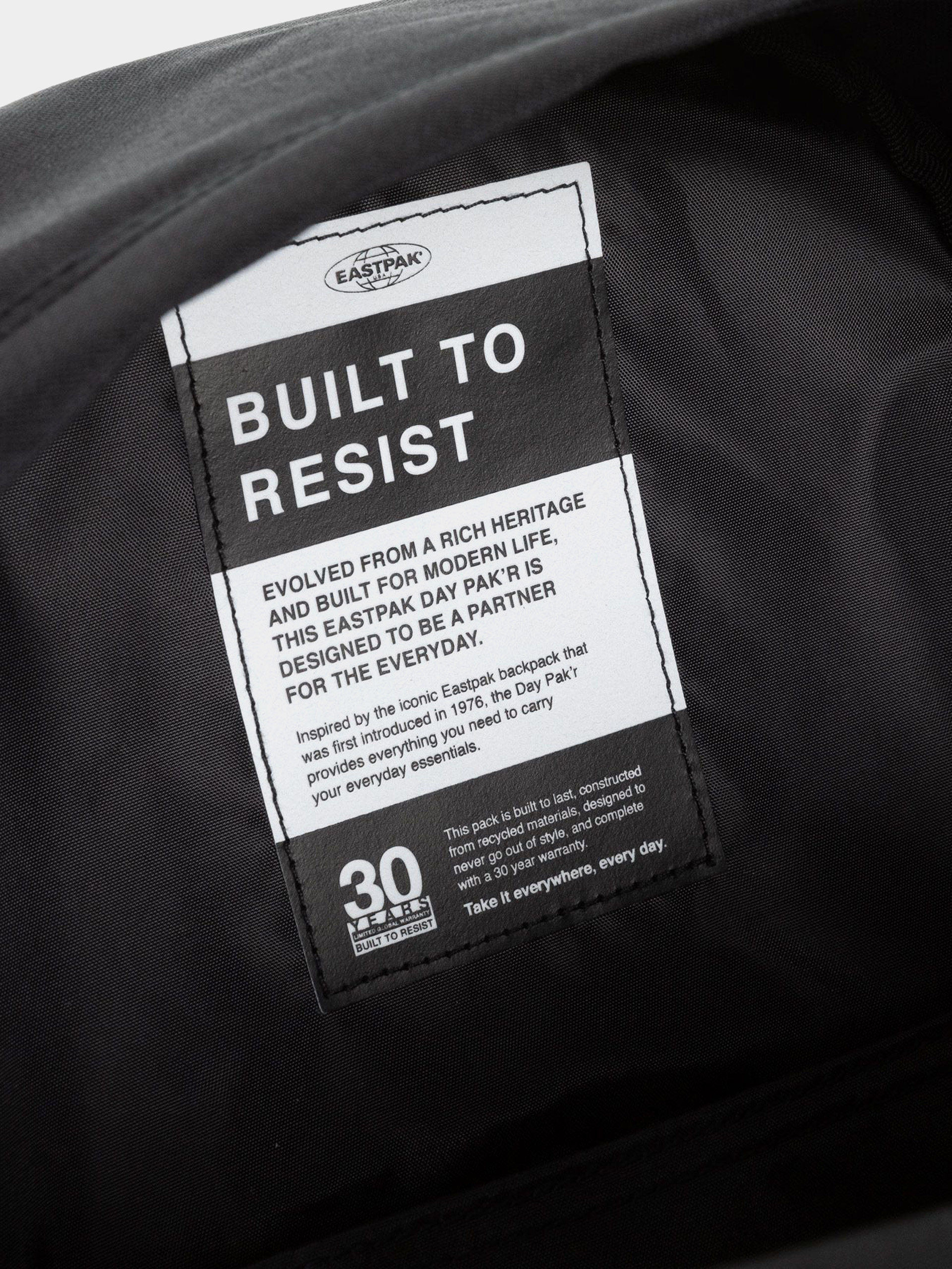 Eastpak Day Pak R Hátizsák (bold btr black)