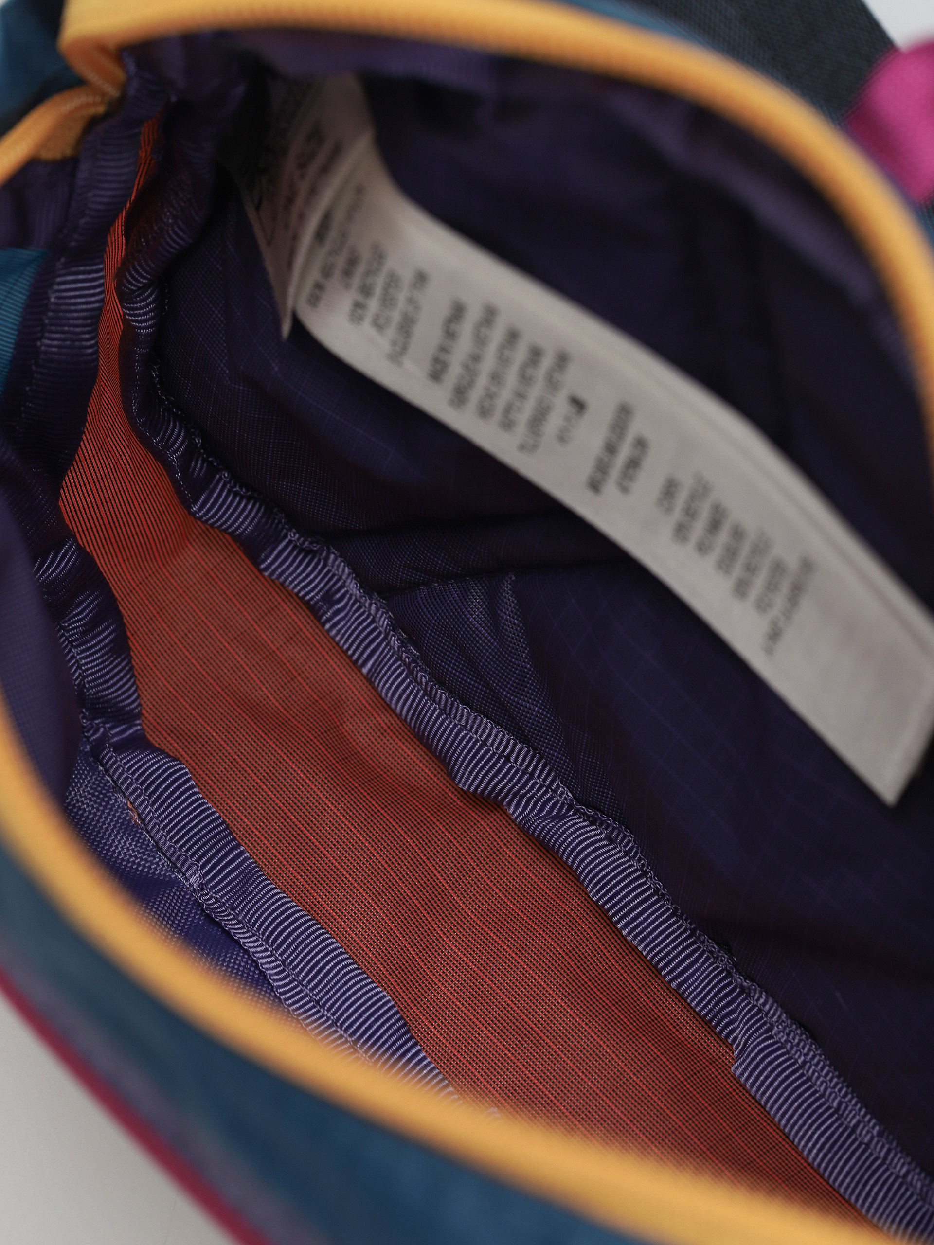 Patagonia Ultralight Black Hole Mini Hip Pack Övtáska (patchwork/coral)