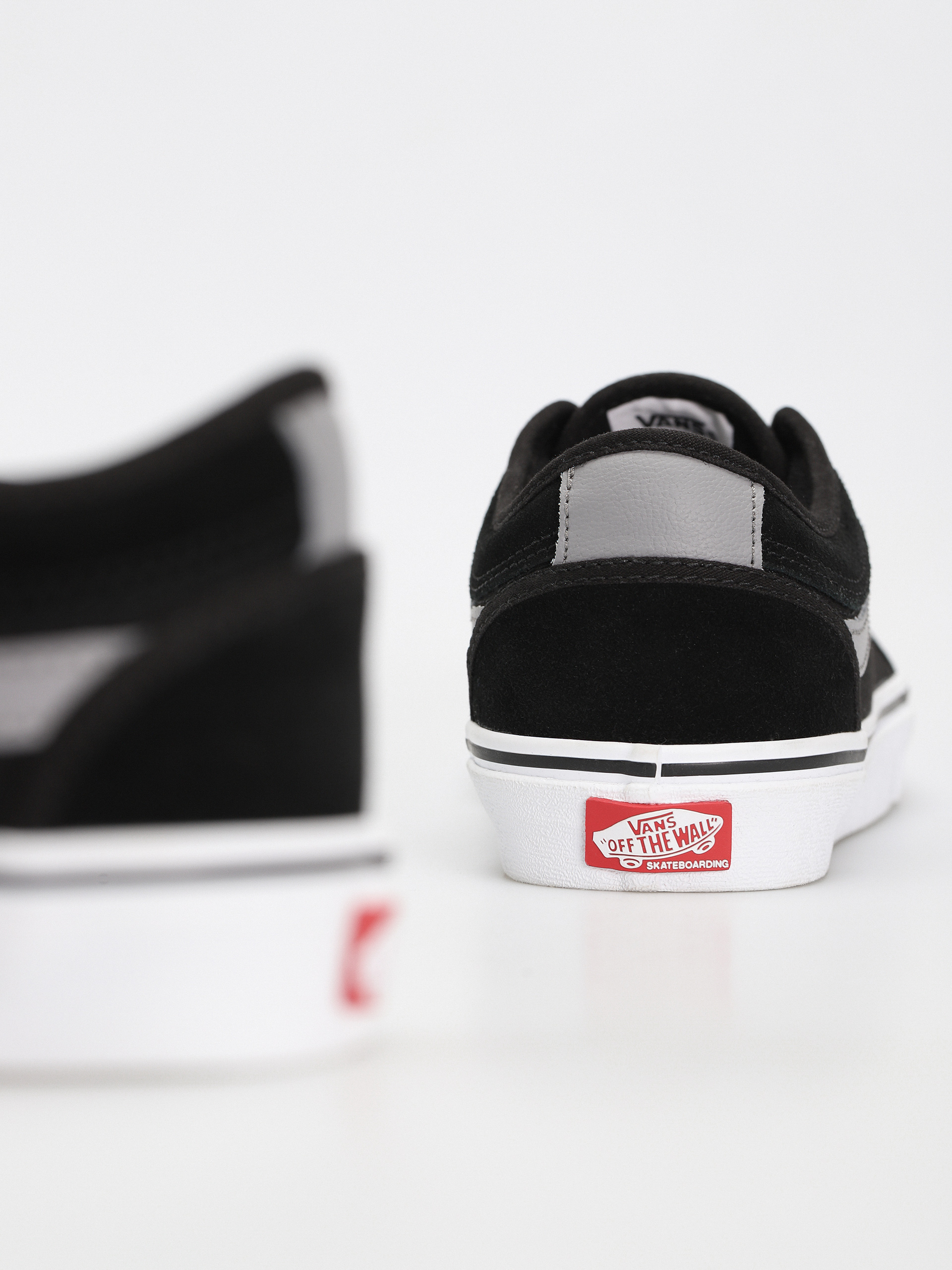 Vans Chukka Low Sidestripe Cipők (black/gray/white)