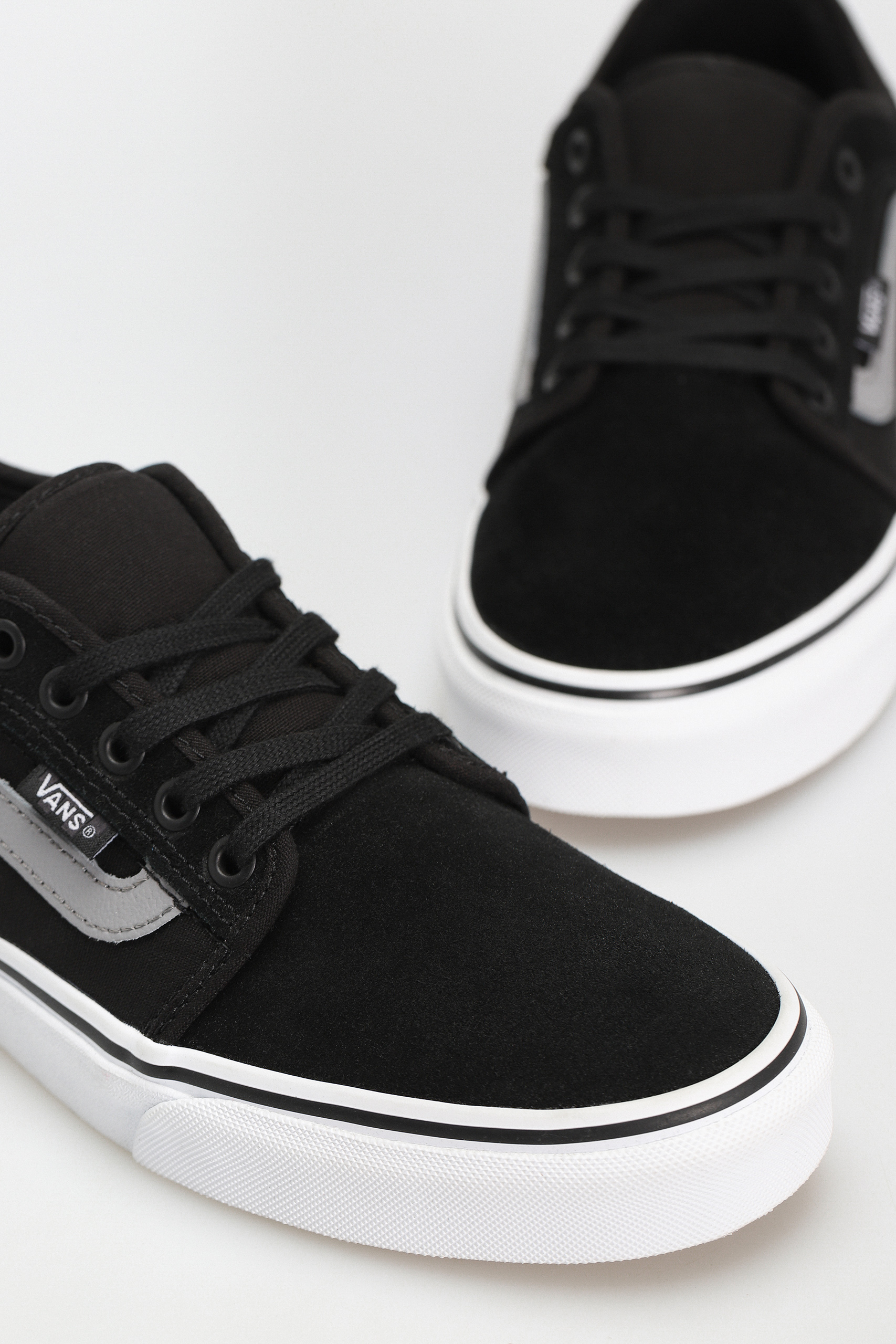Vans Chukka Low Sidestripe Cipők (black/gray/white)