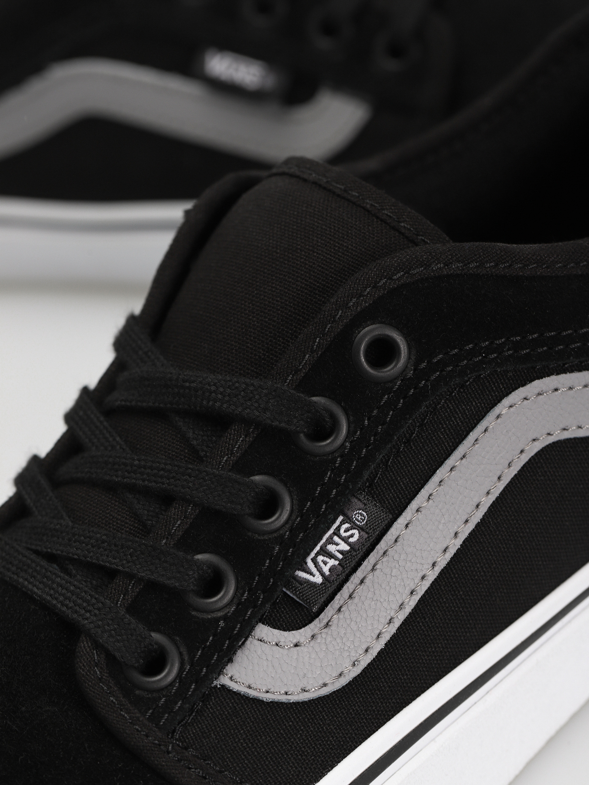 Vans Chukka Low Sidestripe Cipők (black/gray/white)