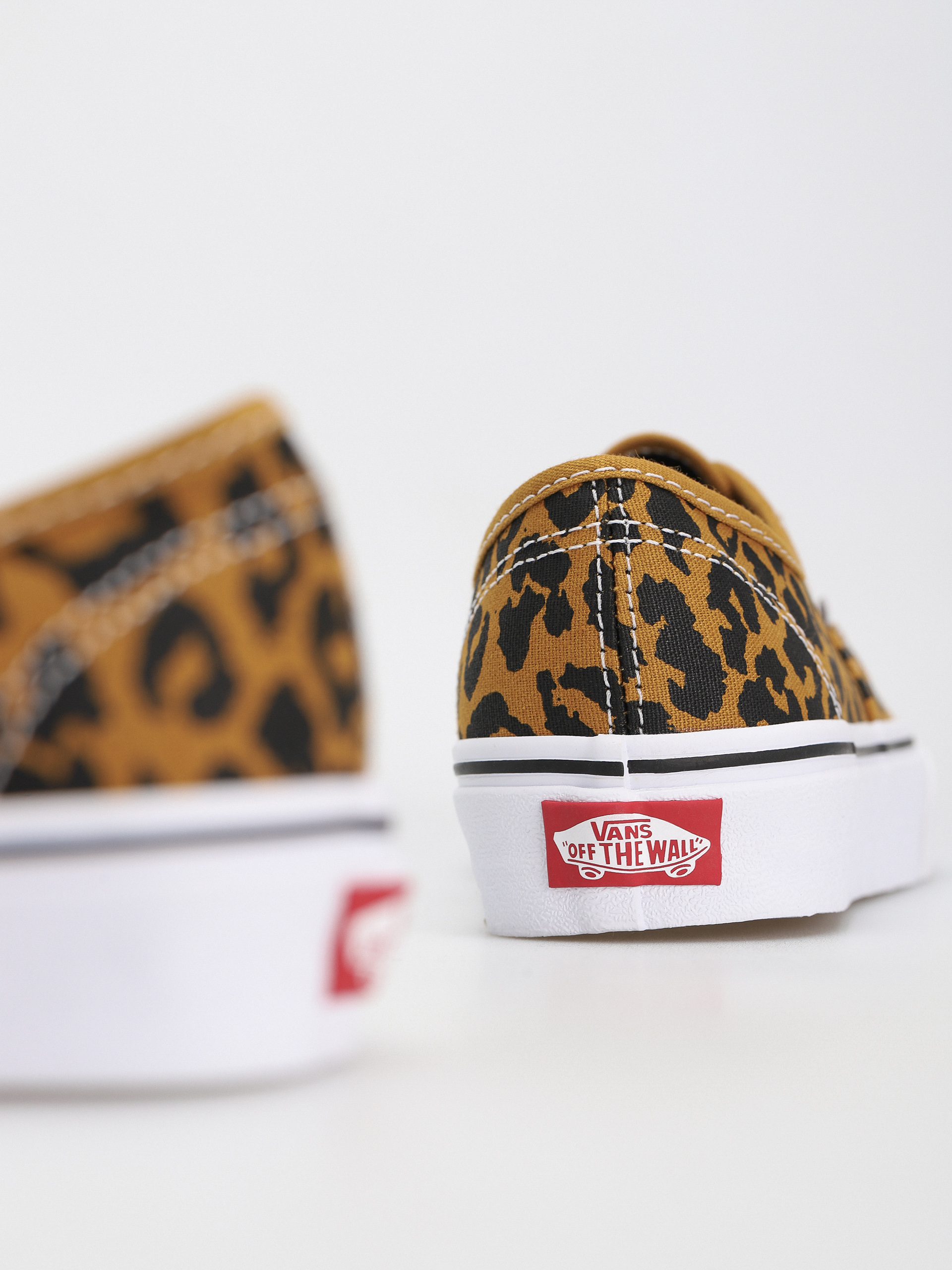Vans Authentic Cipők (leopard black/true white)