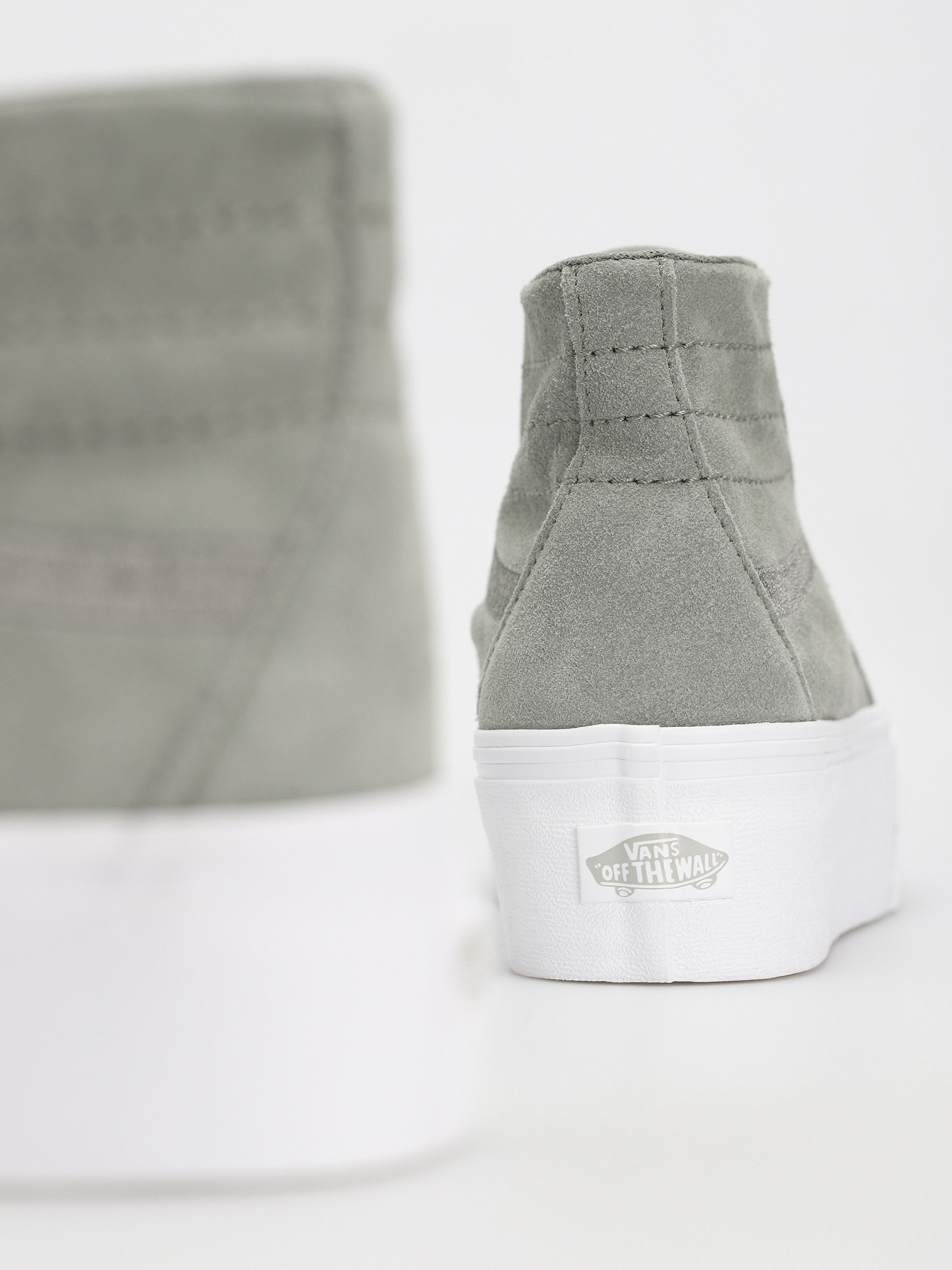 Vans Sk8 Hi Tapered Stackform Cipők (mono embroidery shadow)