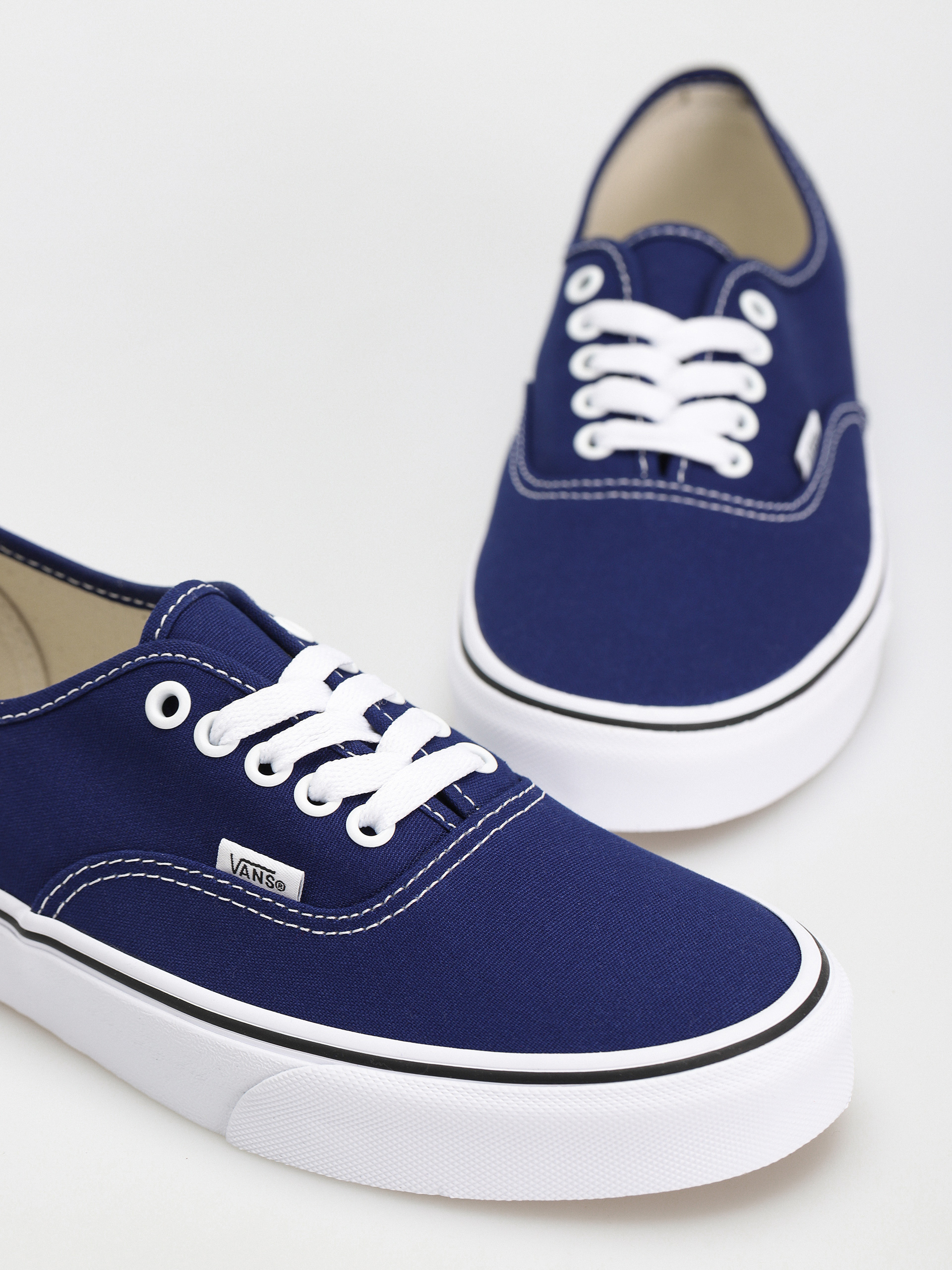 Vans Authentic Cipők (color theory beacon blue)
