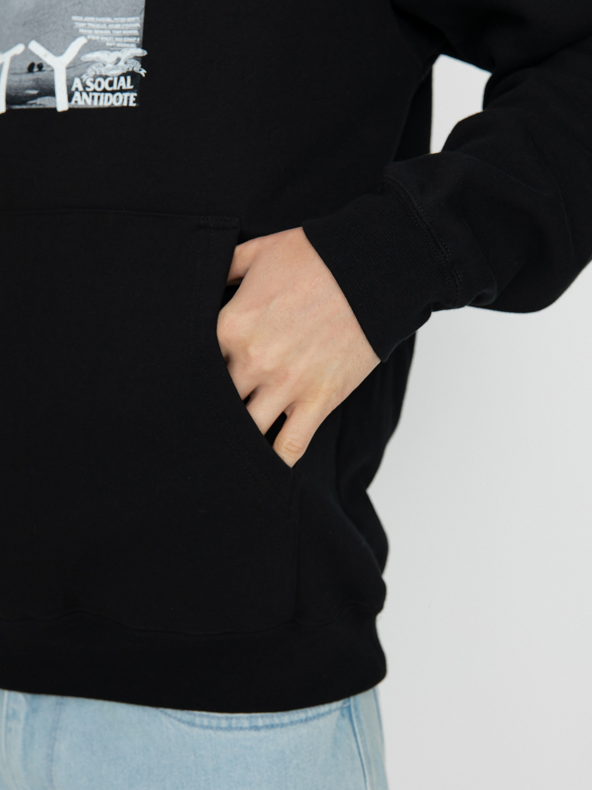 Antihero Tent City HD Kapucnis pulóver (black w/photo print)