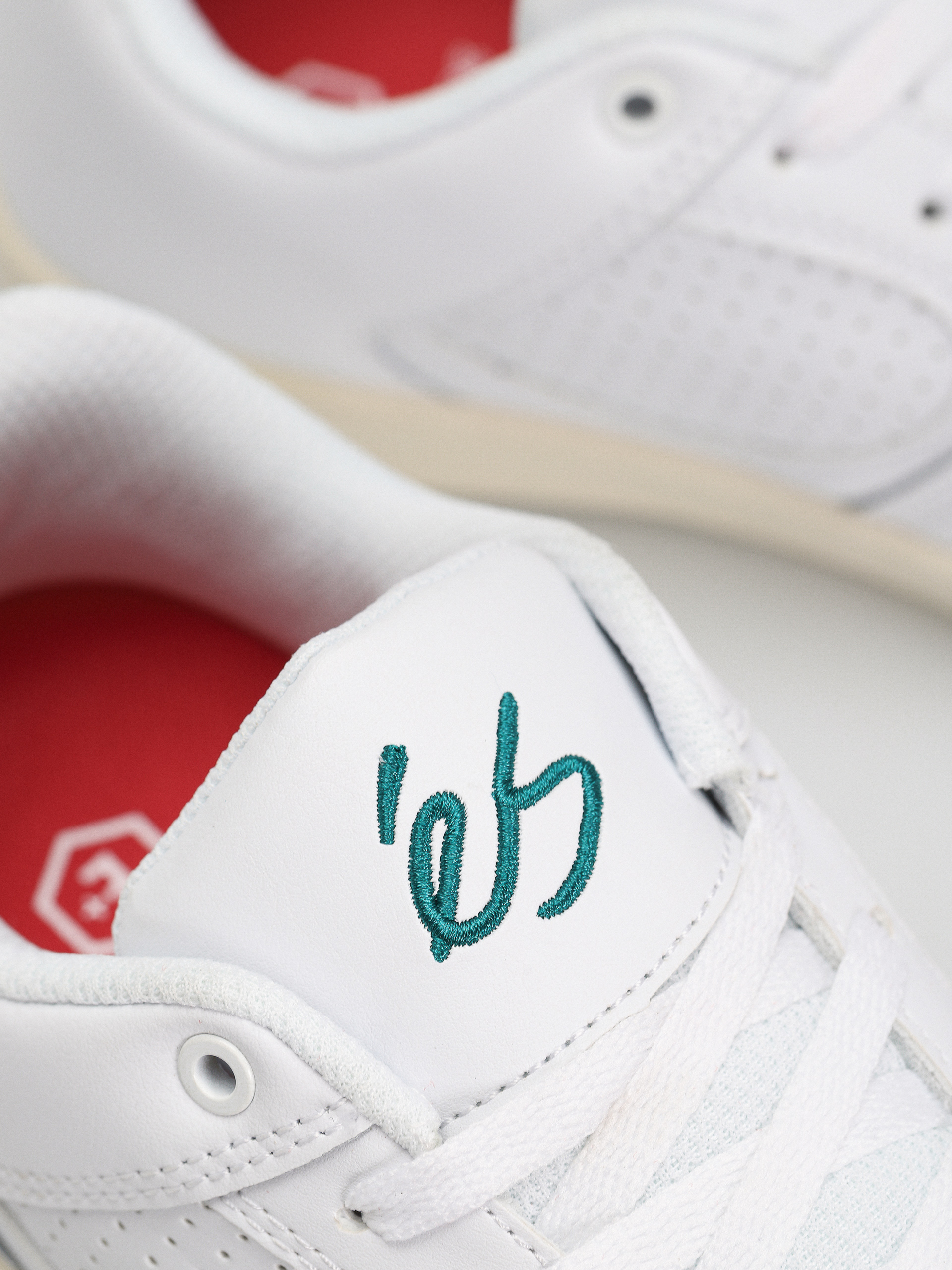 eS Accel Slim Cipők (white/tan)