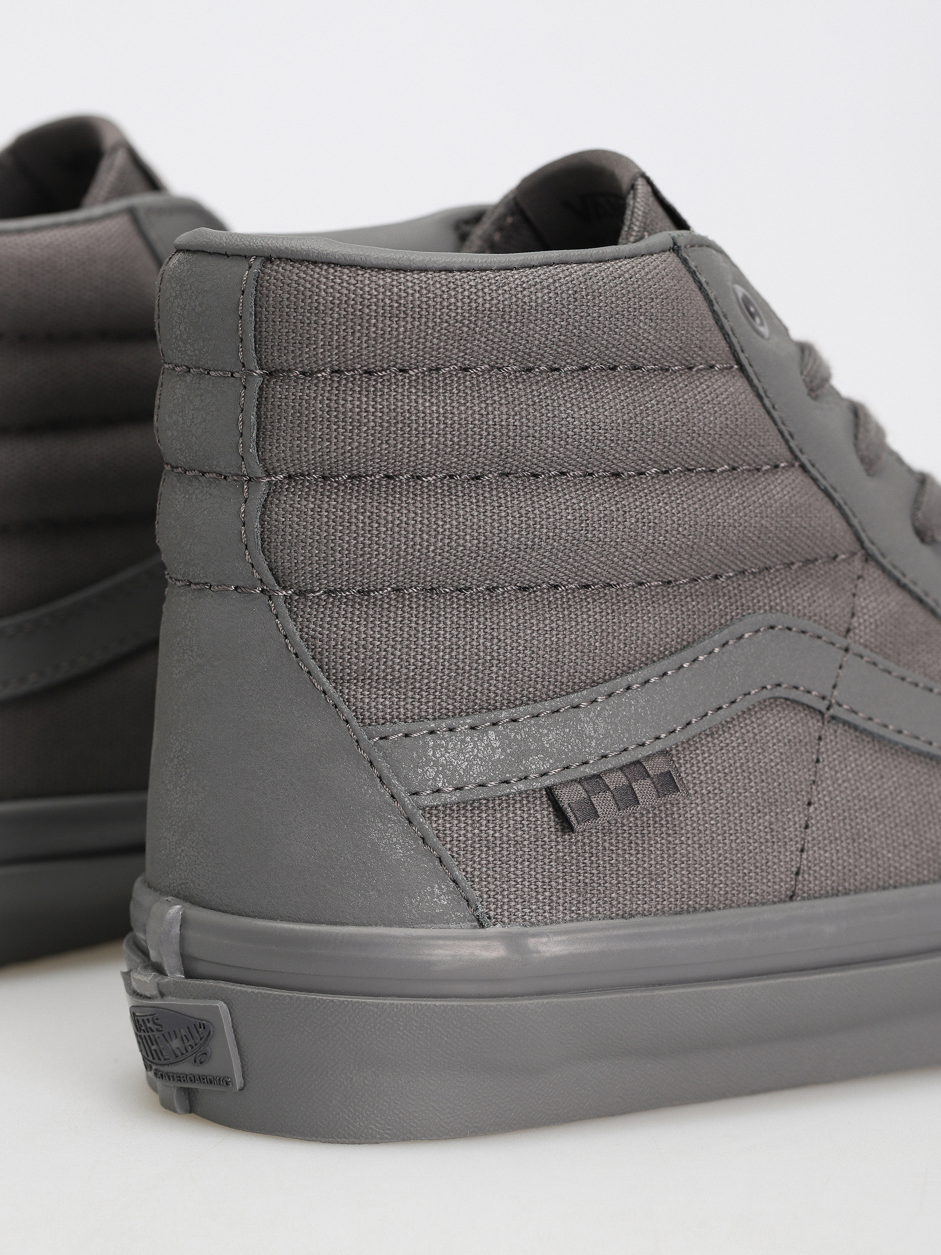 Vans Skate Sk8 Hi Cipők (mono pewter)