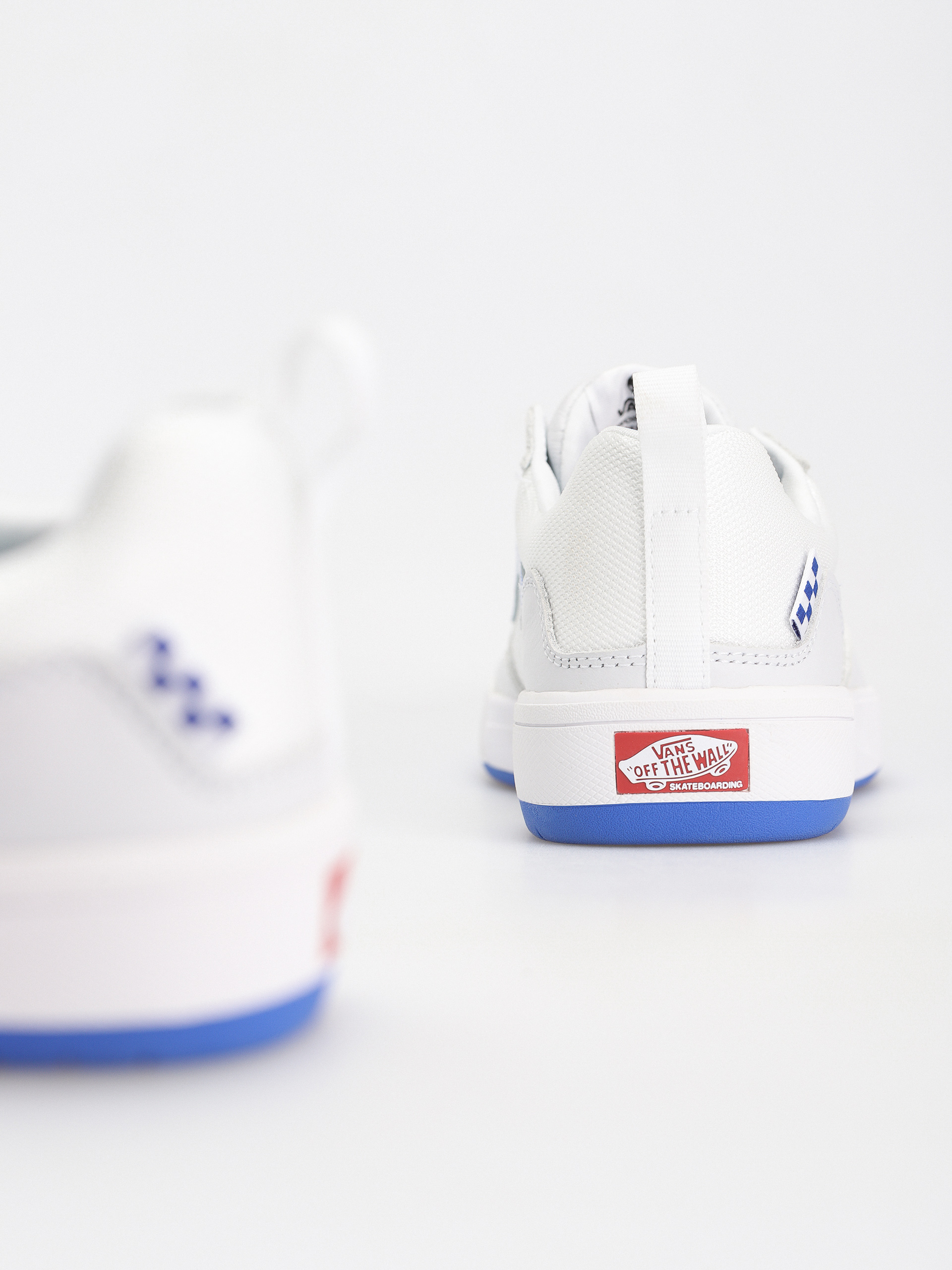 Vans Zahba Cipők (leather classic white/navy)