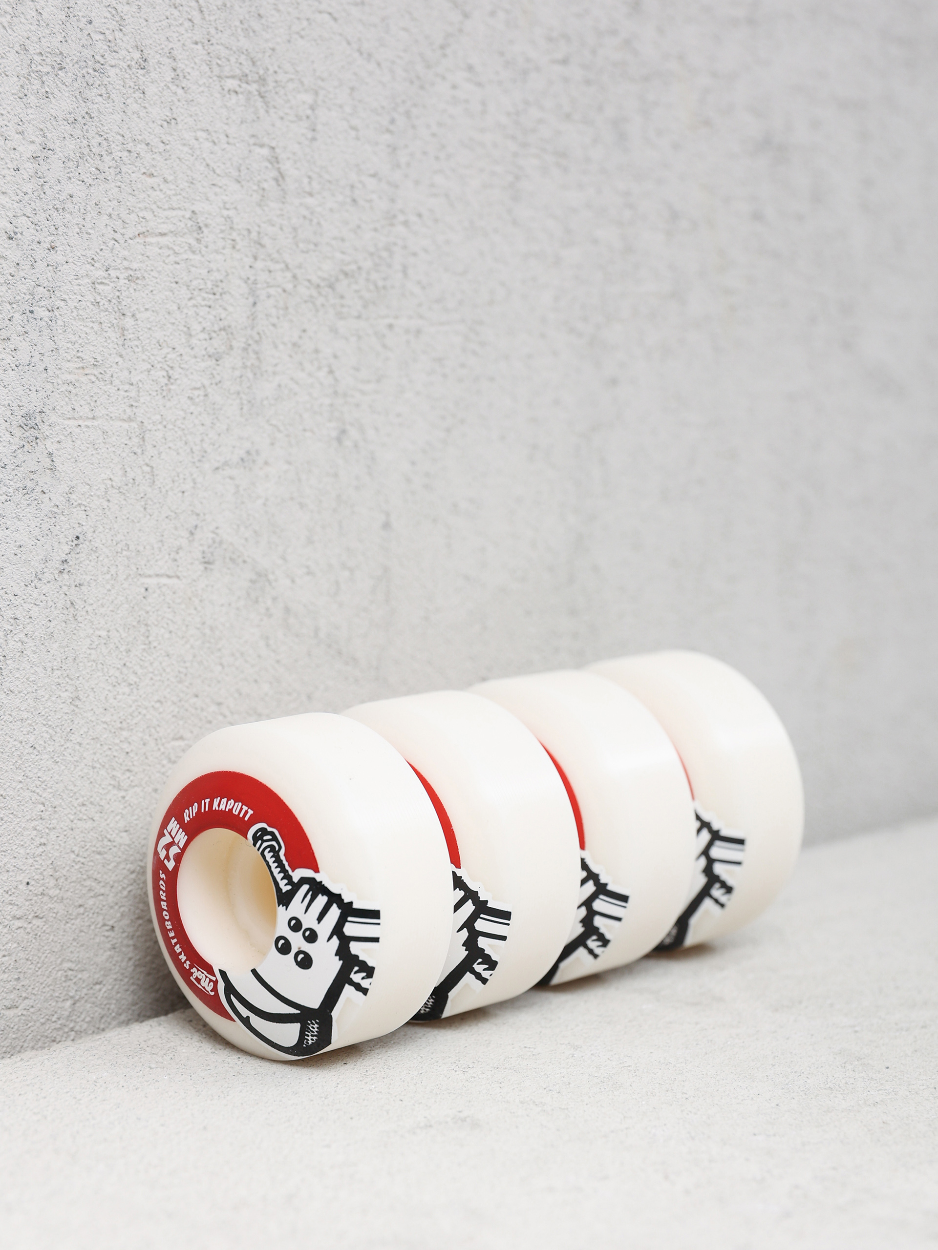 Kerekek Mob Skateboards Skull (white/red)