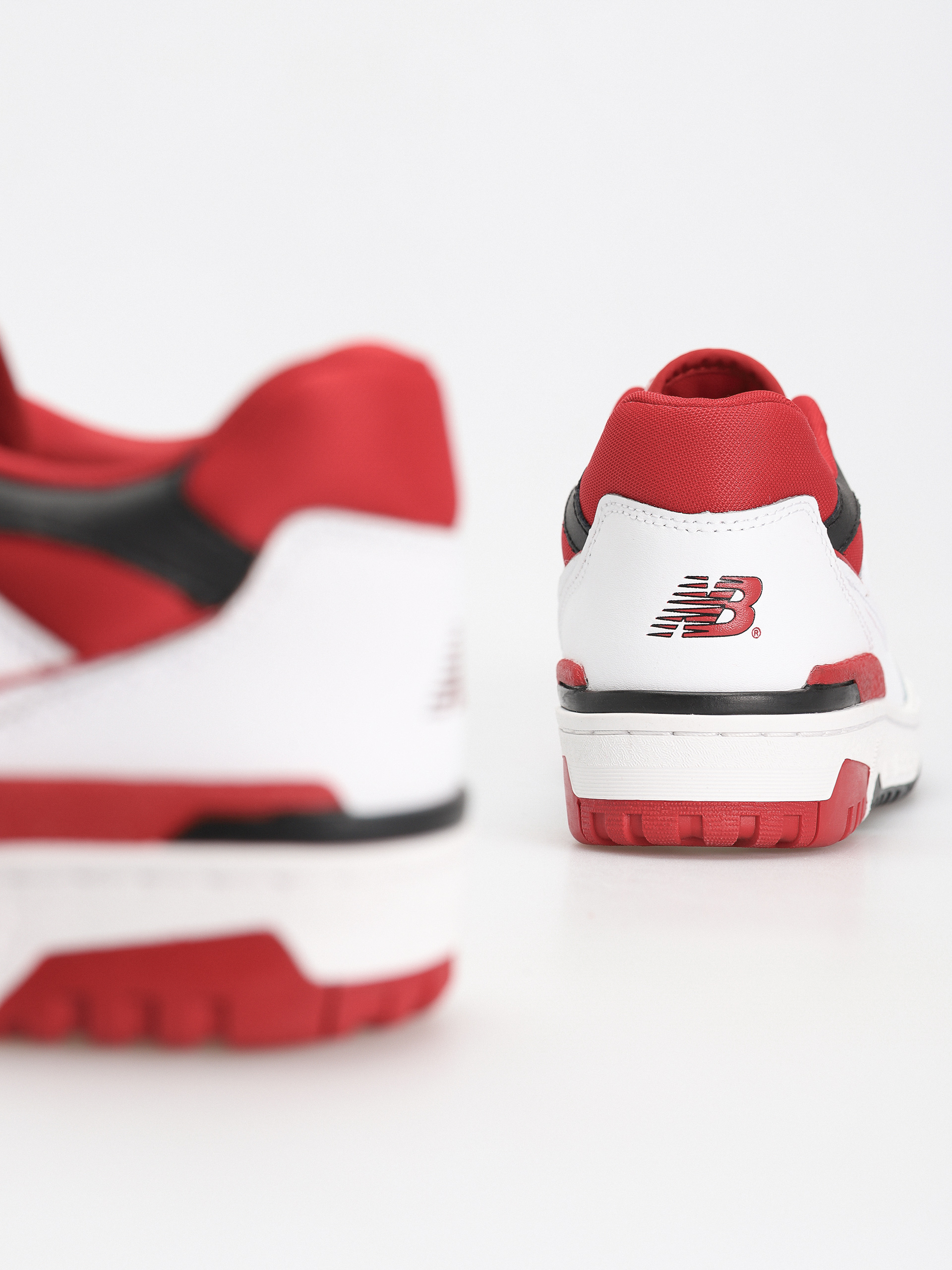 New Balance 550 Cipők (white/red)