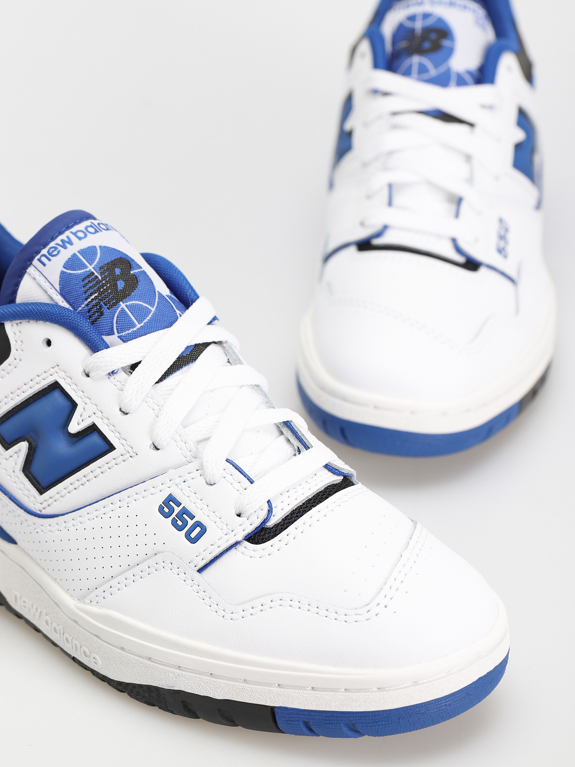 New Balance 550 Cipők (white/royal)