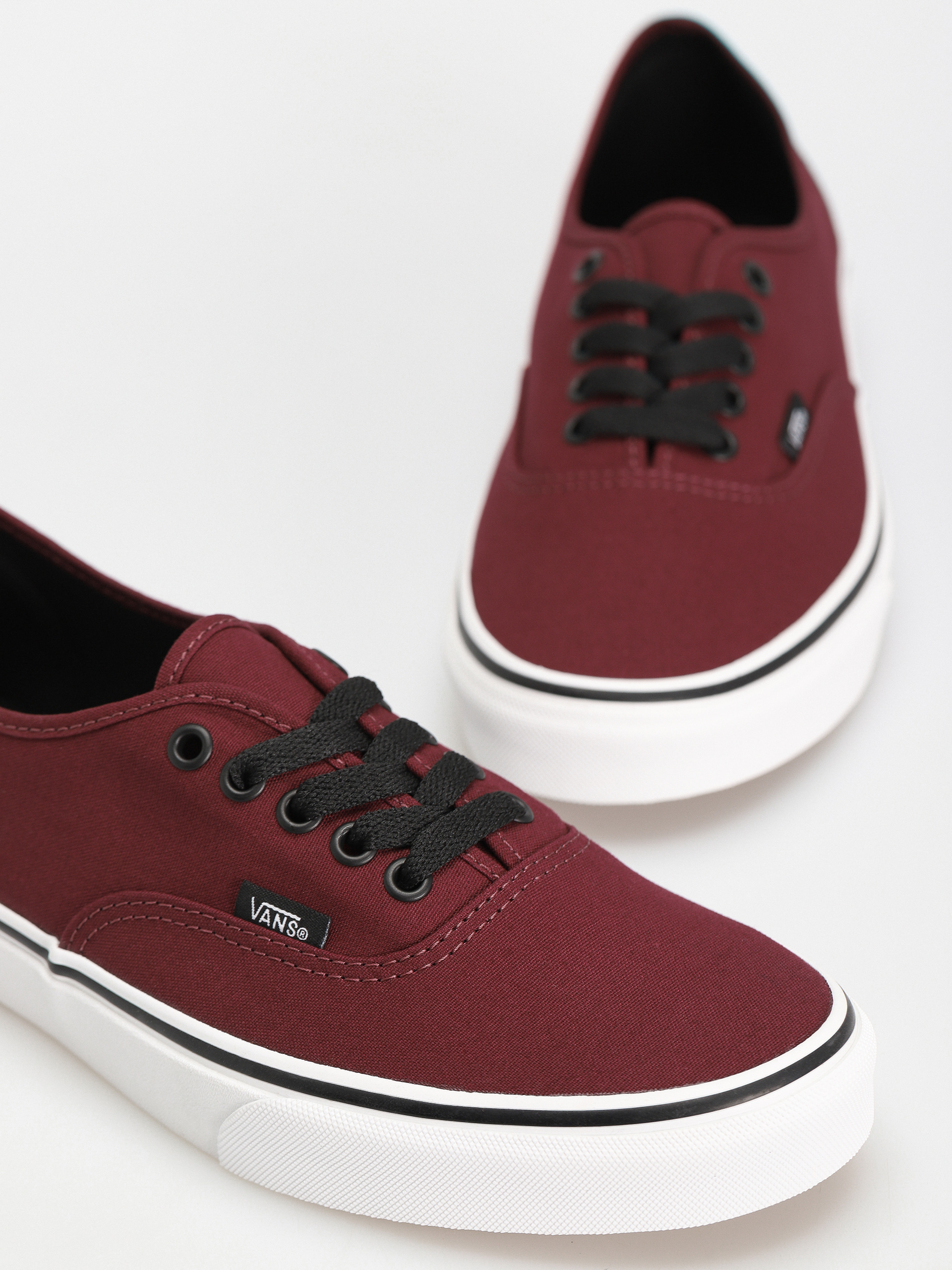 Vans Authentic Cipők (port royal/black)