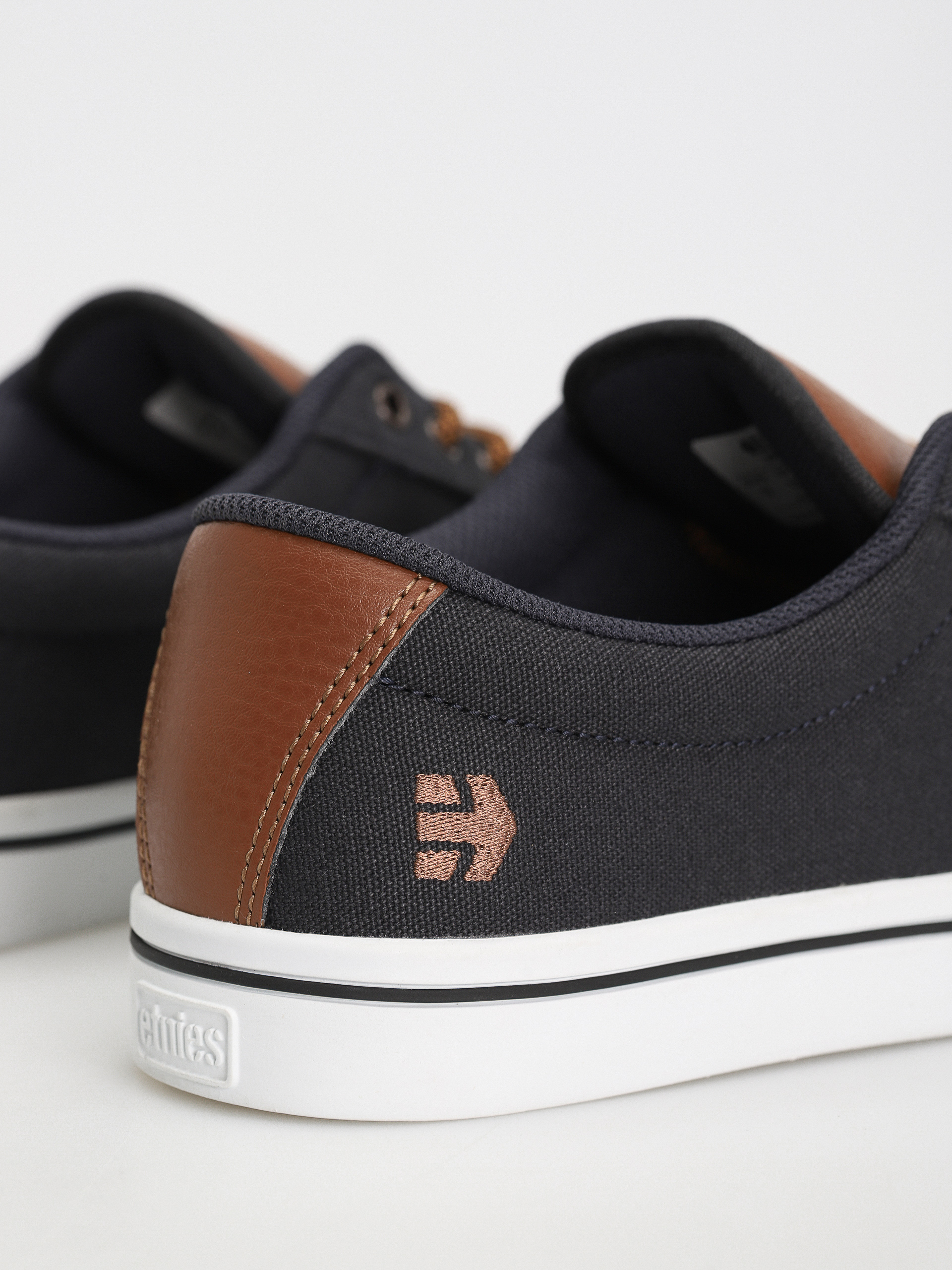 Etnies Jameson 2 Eco Cipők (navy/tan/white)