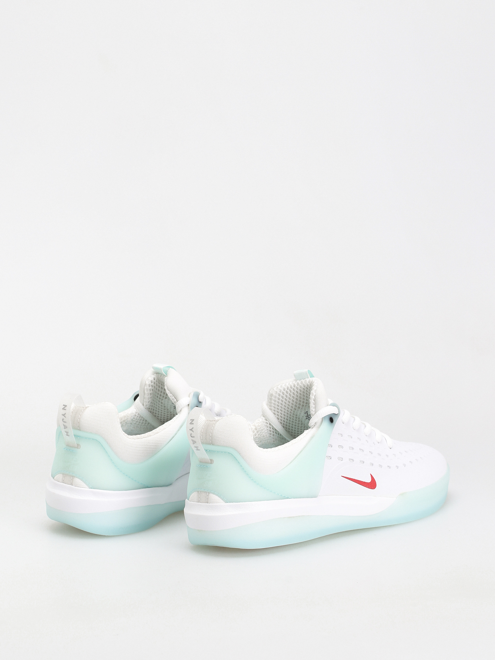 Nike SB Zoom Nyjah 3 Cipők (skylight/university red skylight white)