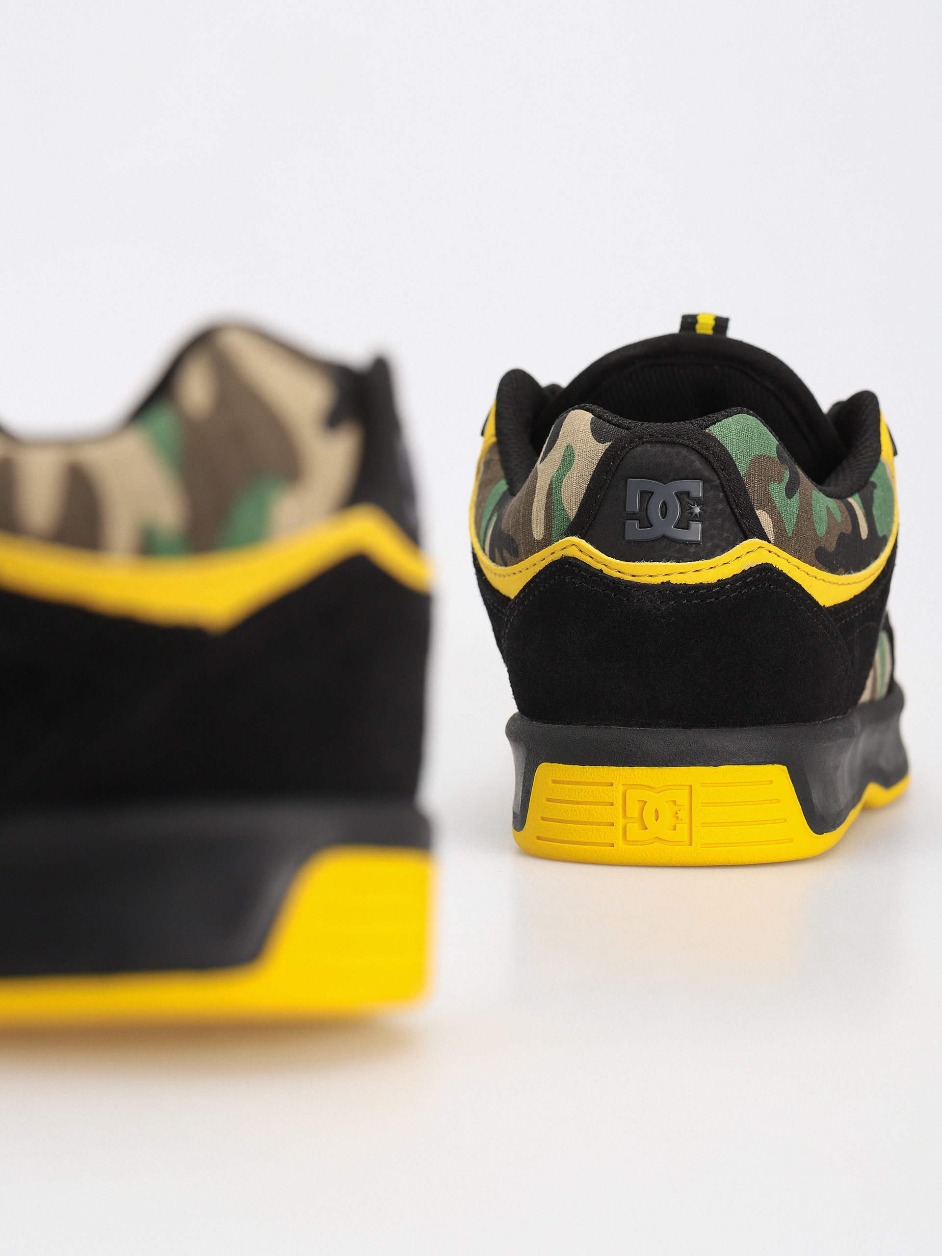 DC X Thrasher Kalynx Cipők (black/camo)