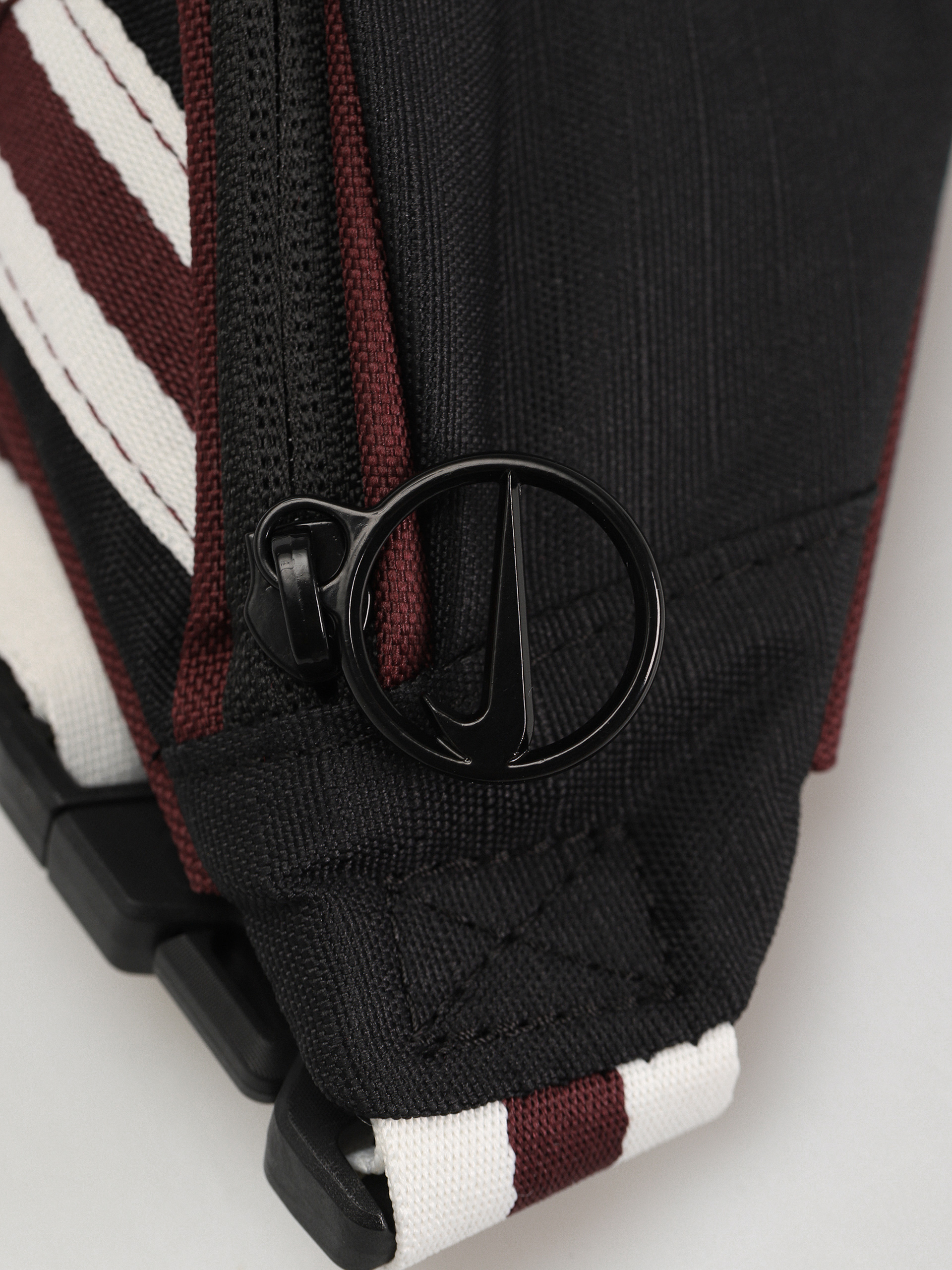 Nike SB Heritage Övtáska (black/sail/night maroon)