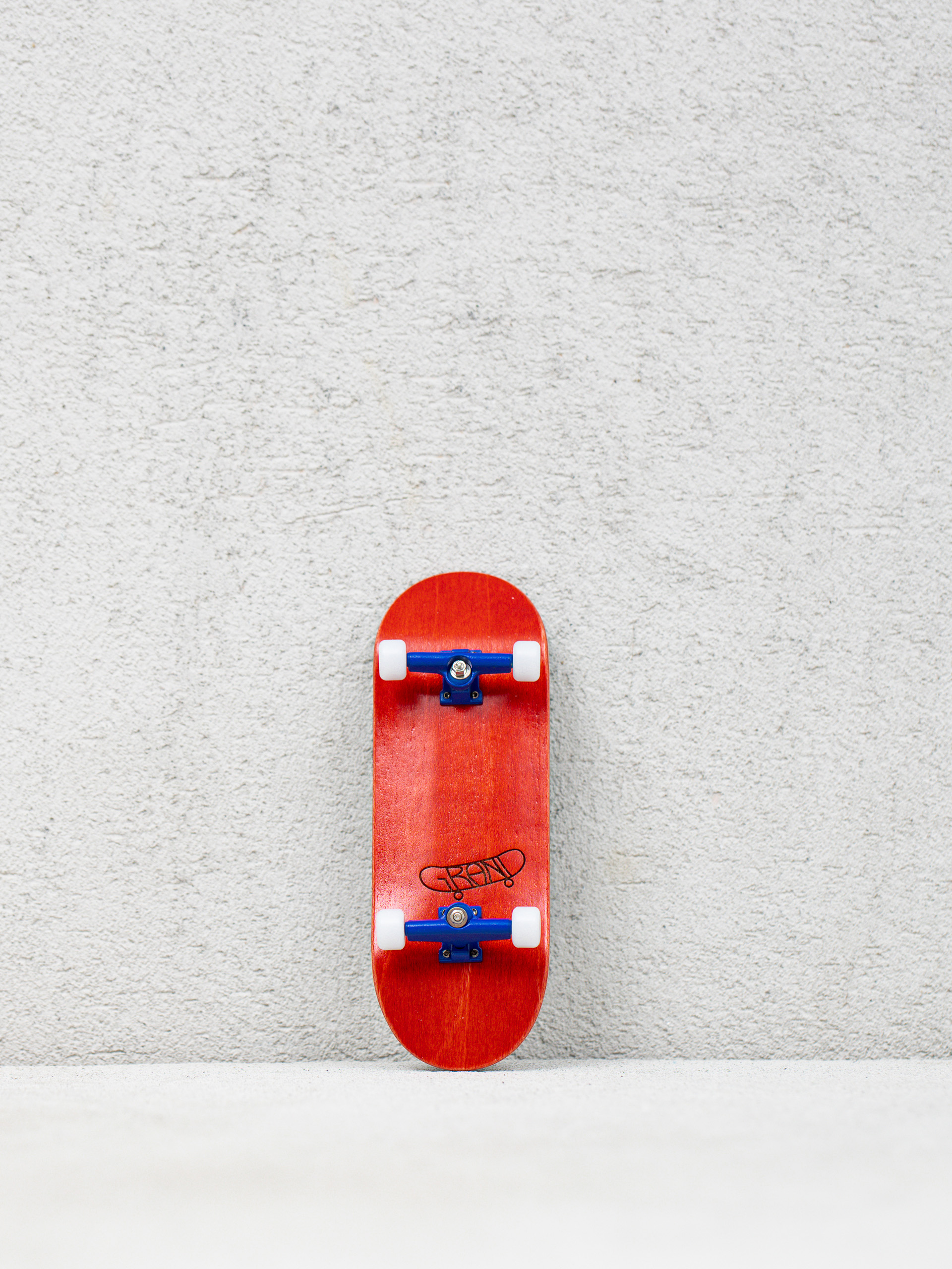 Grand Fingers Classic Fingerboard (red/navy)