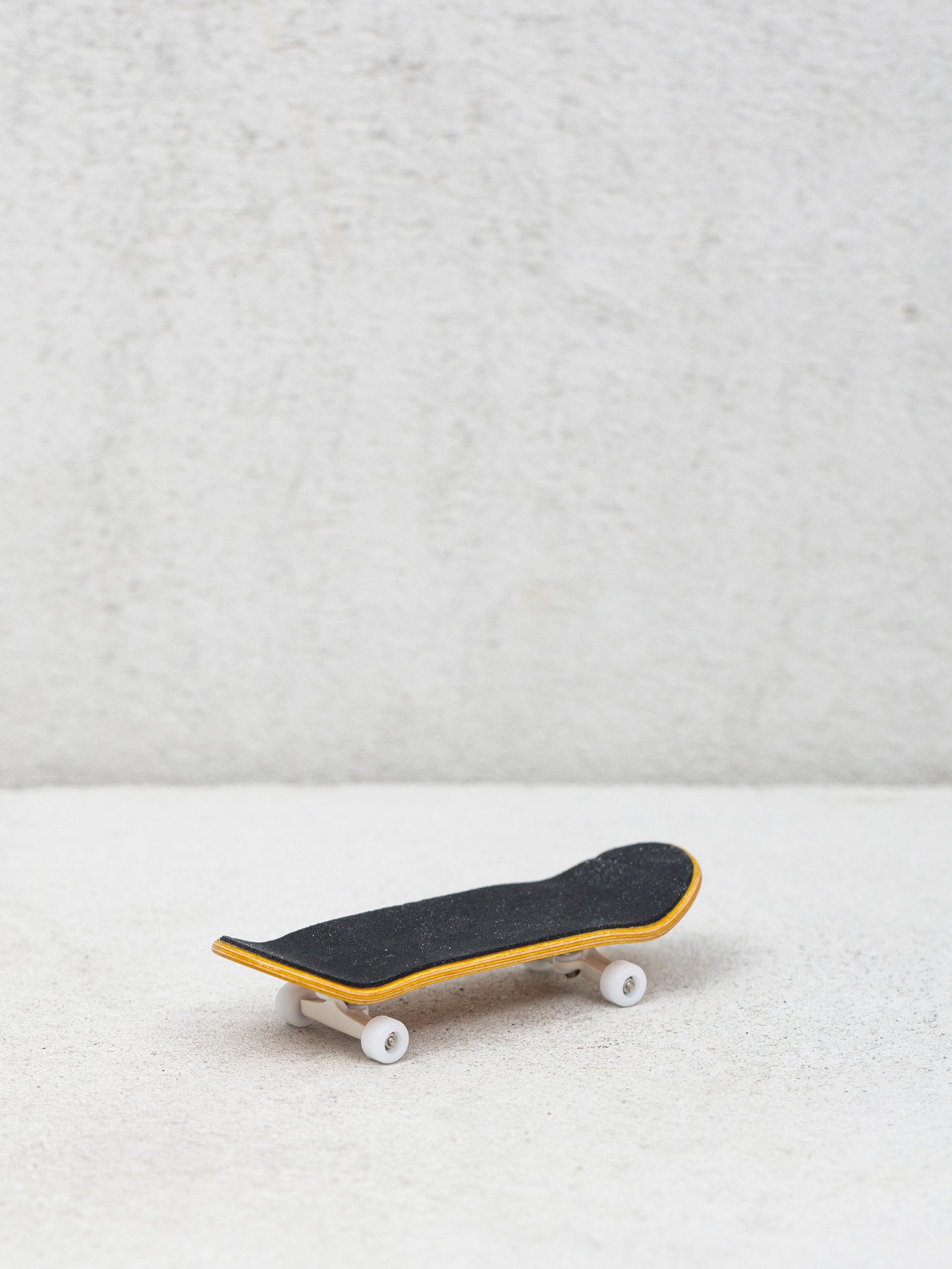 Grand Fingers Classic Fingerboard (gold/white)