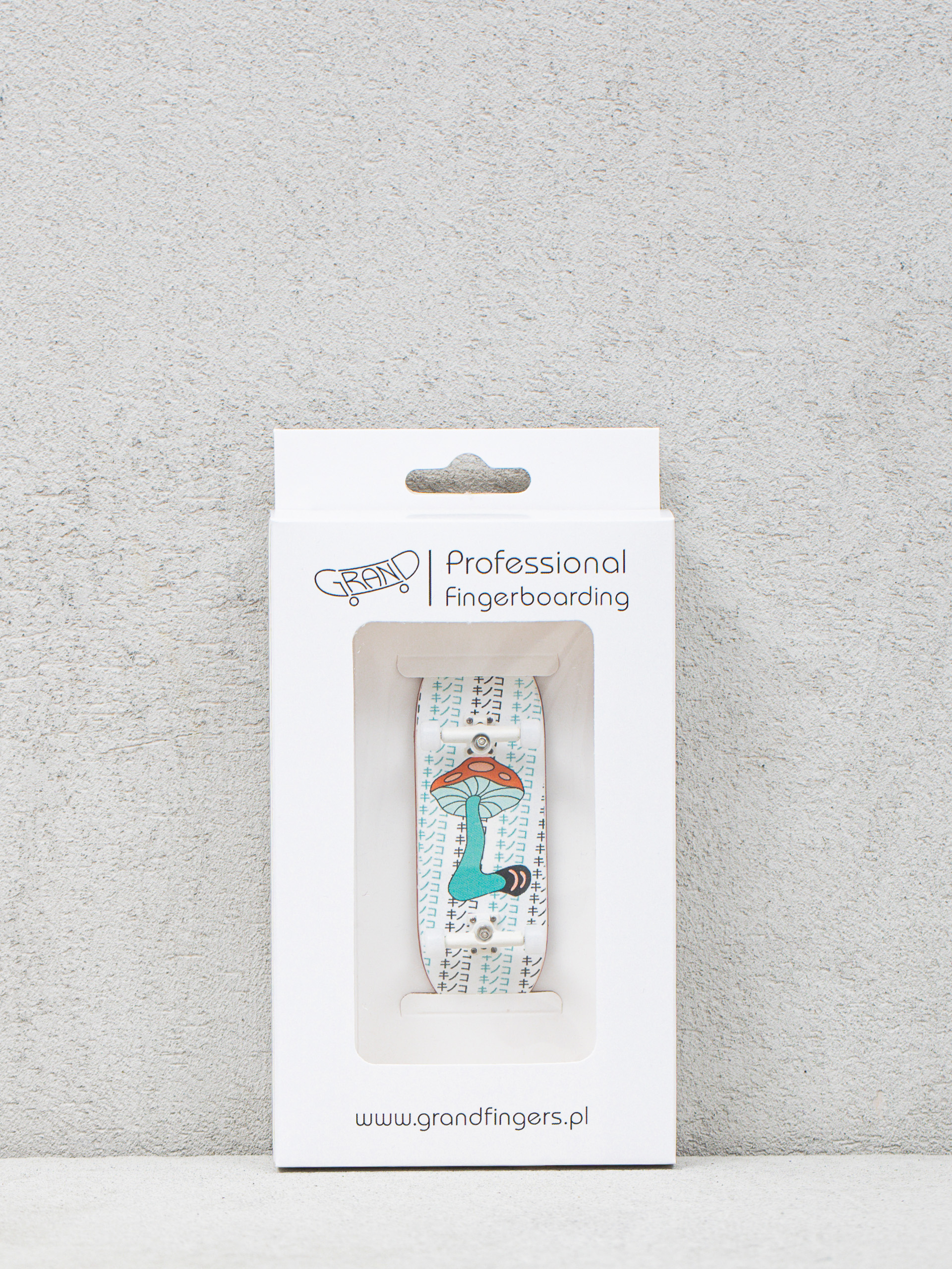 Grand Fingers Pro Leons Kinoko Fingerboard (white/white)