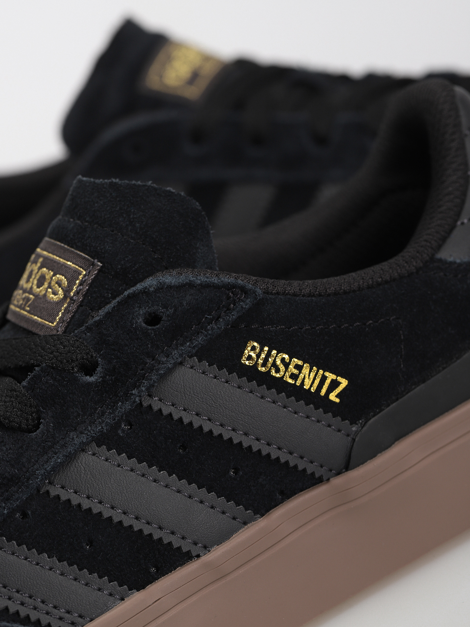 adidas Busenitz Vulc II Cipők (cblack/carbon/gum5)