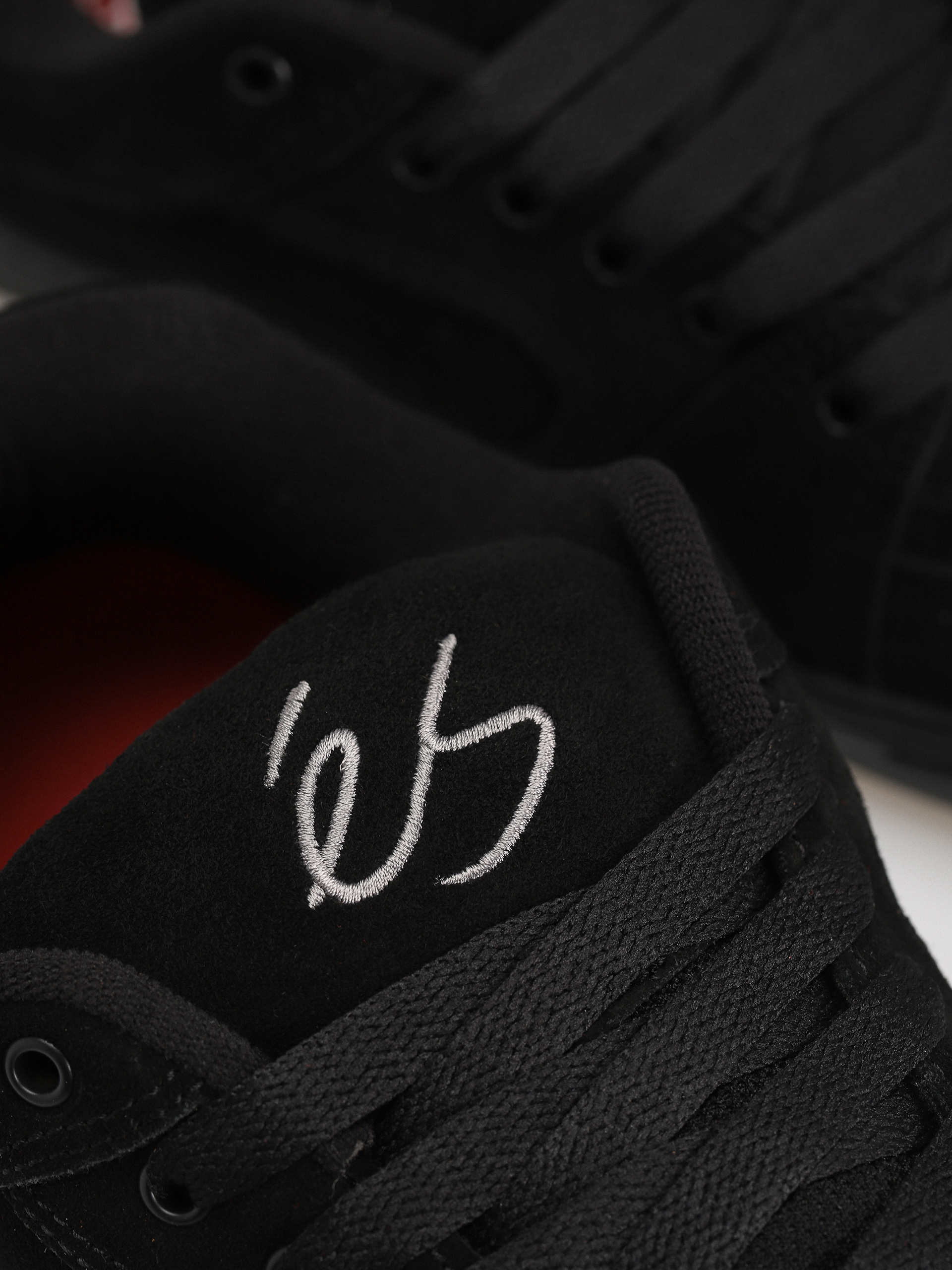 eS Accel Og Cipők (black)