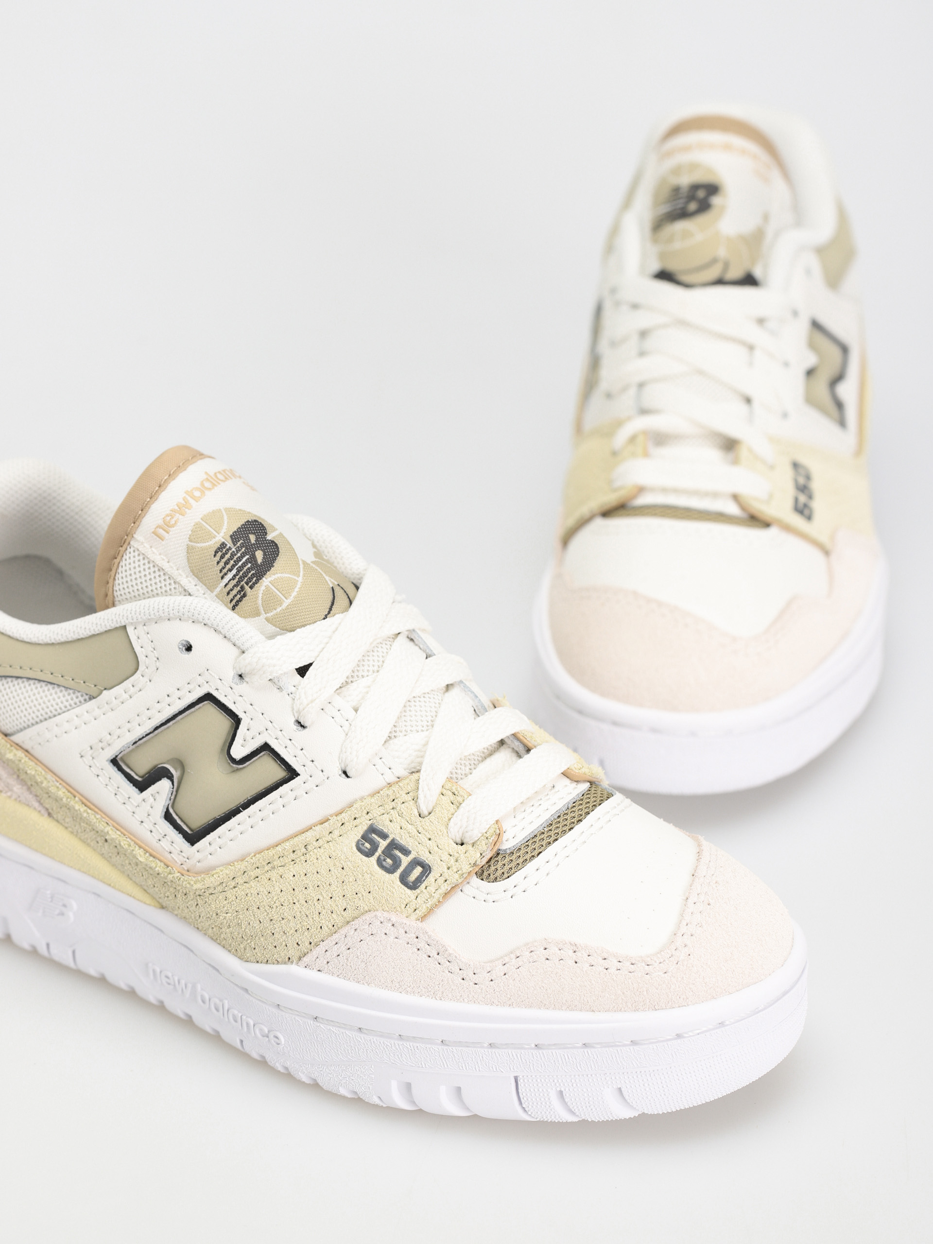 New Balance 550 Cipők Wmn (sea salt)
