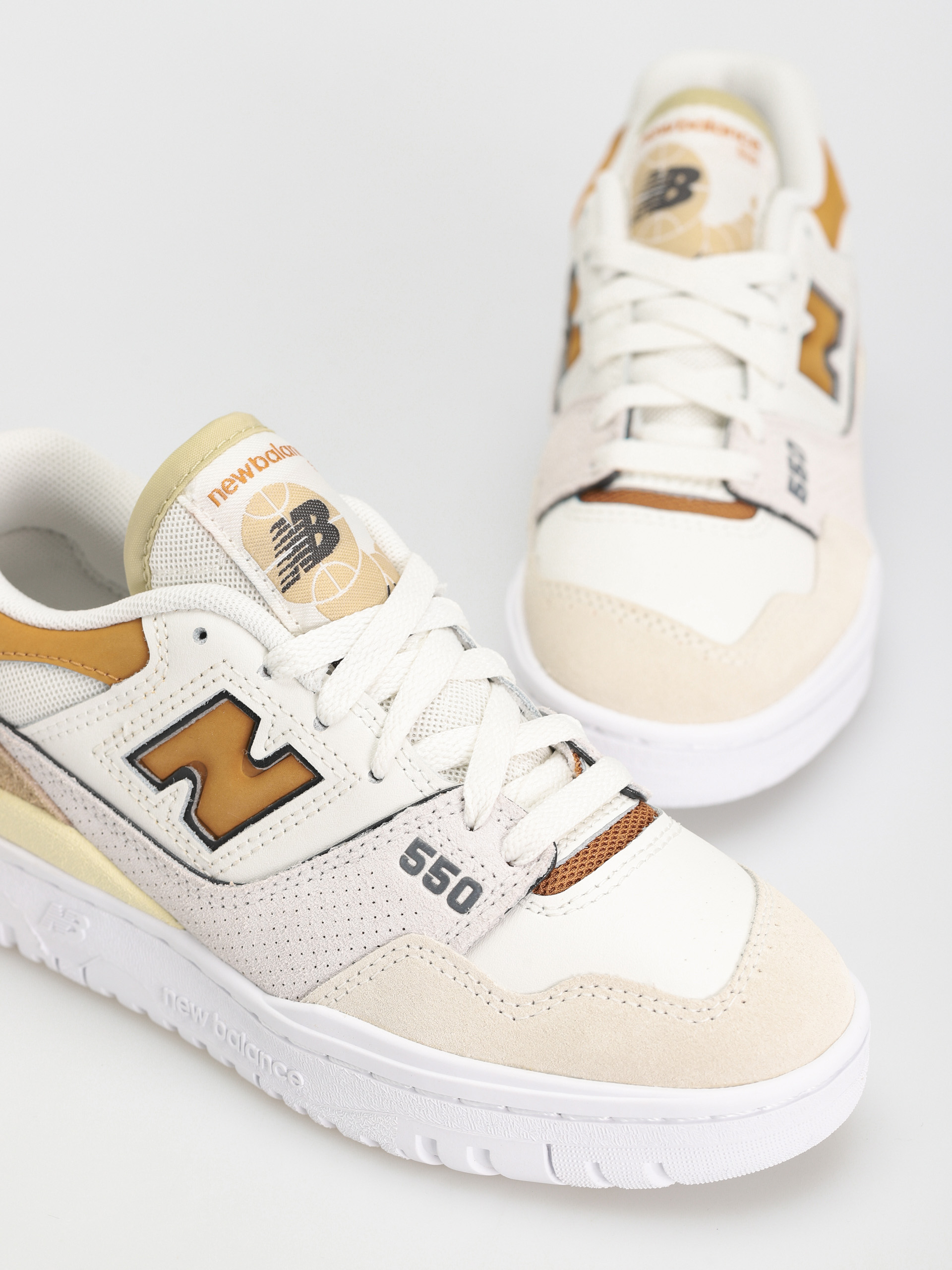 New Balance 550 Cipők Wmn (sea salt)