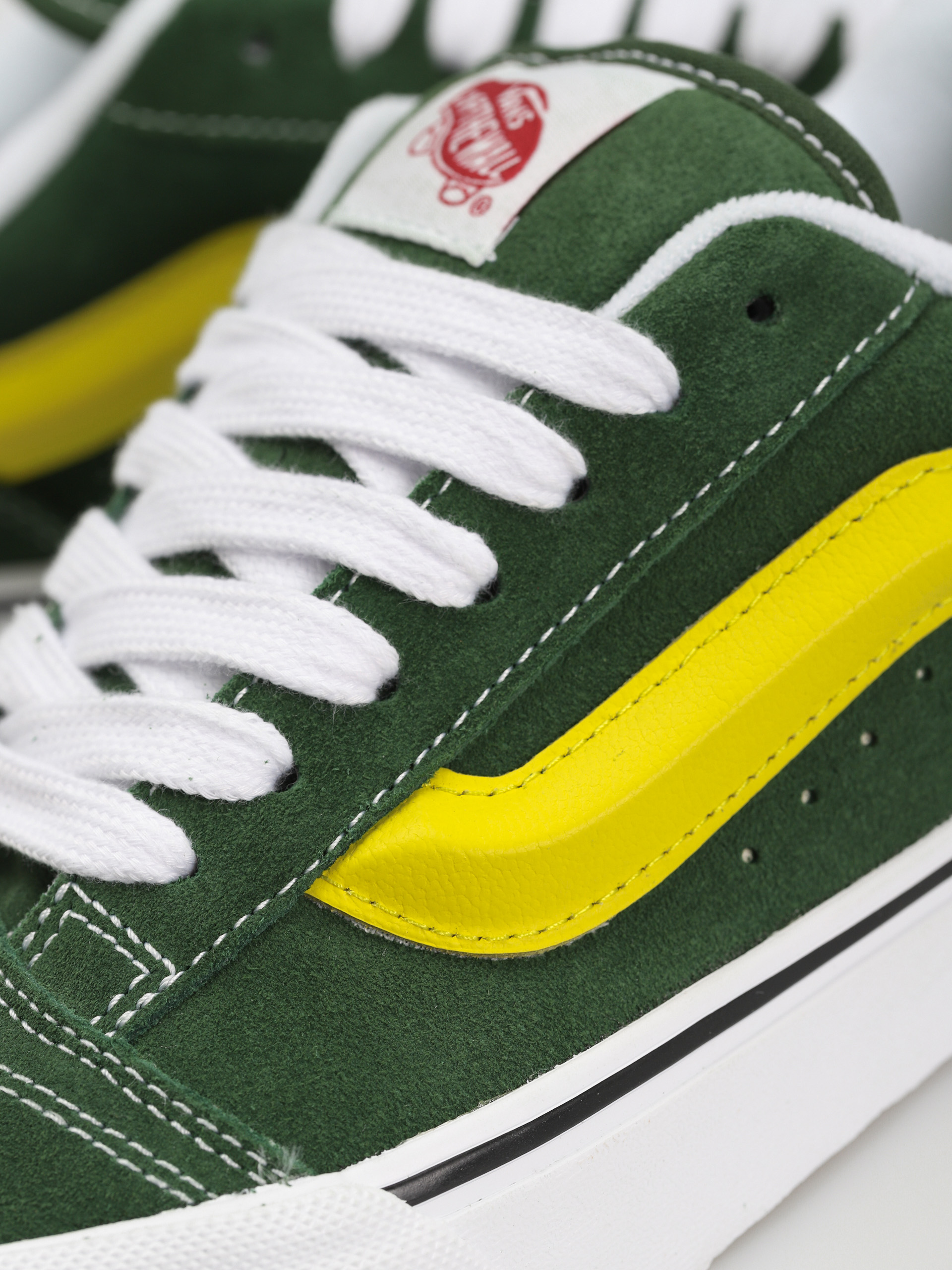 Vans Knu Skool Cipők (green/true white)