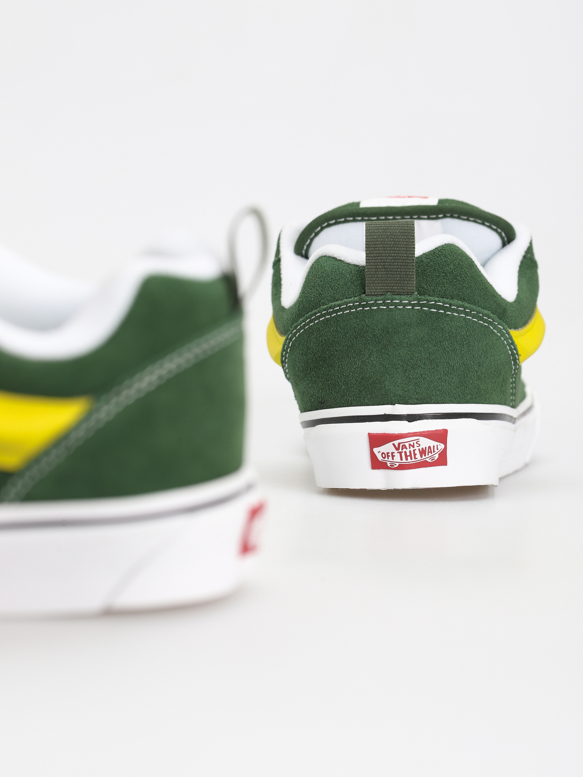 Vans Knu Skool Cipők (green/true white)