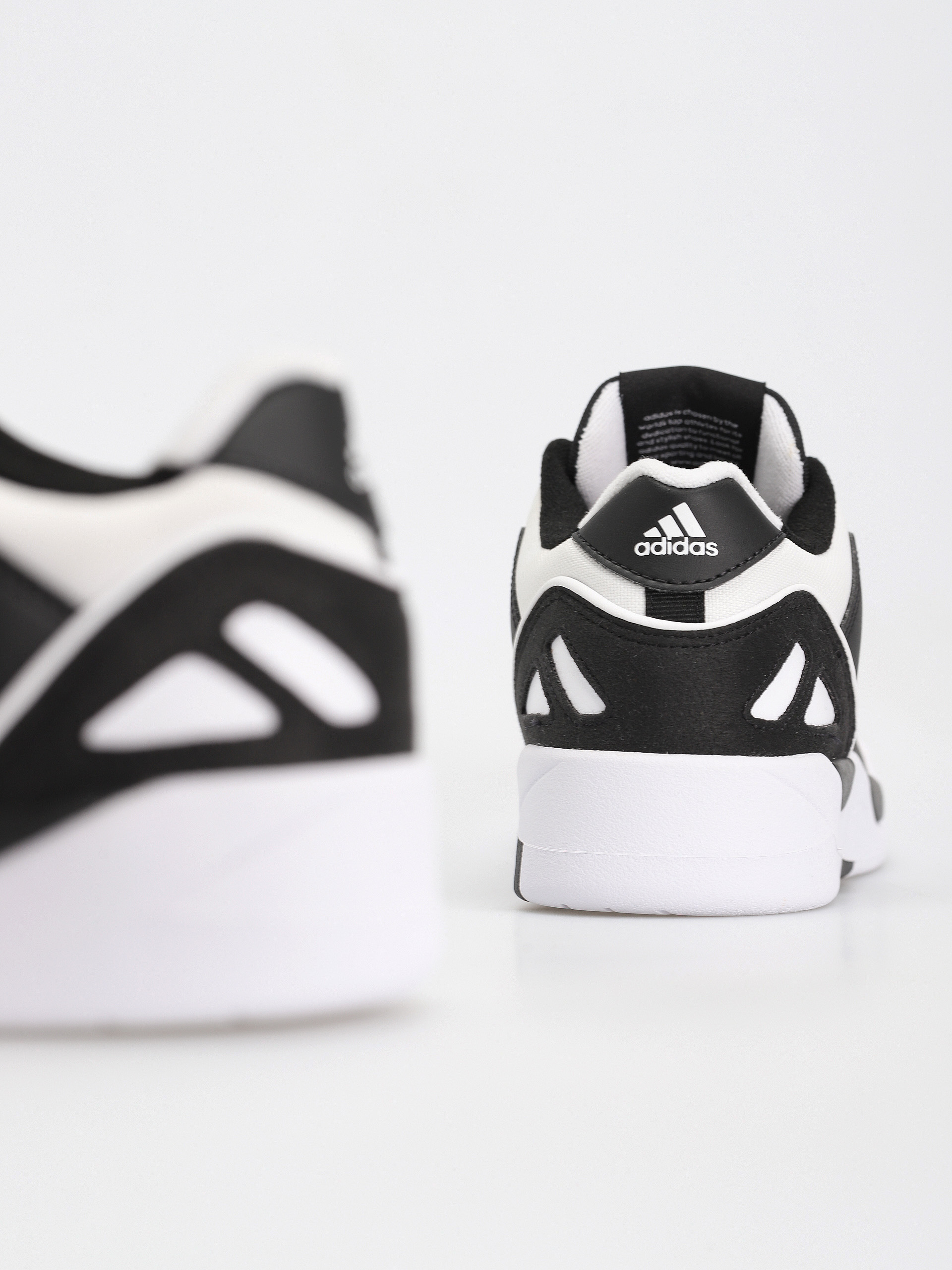 adidas Originals Midcity Low Cipők (cblack/ftwwht/cblack)