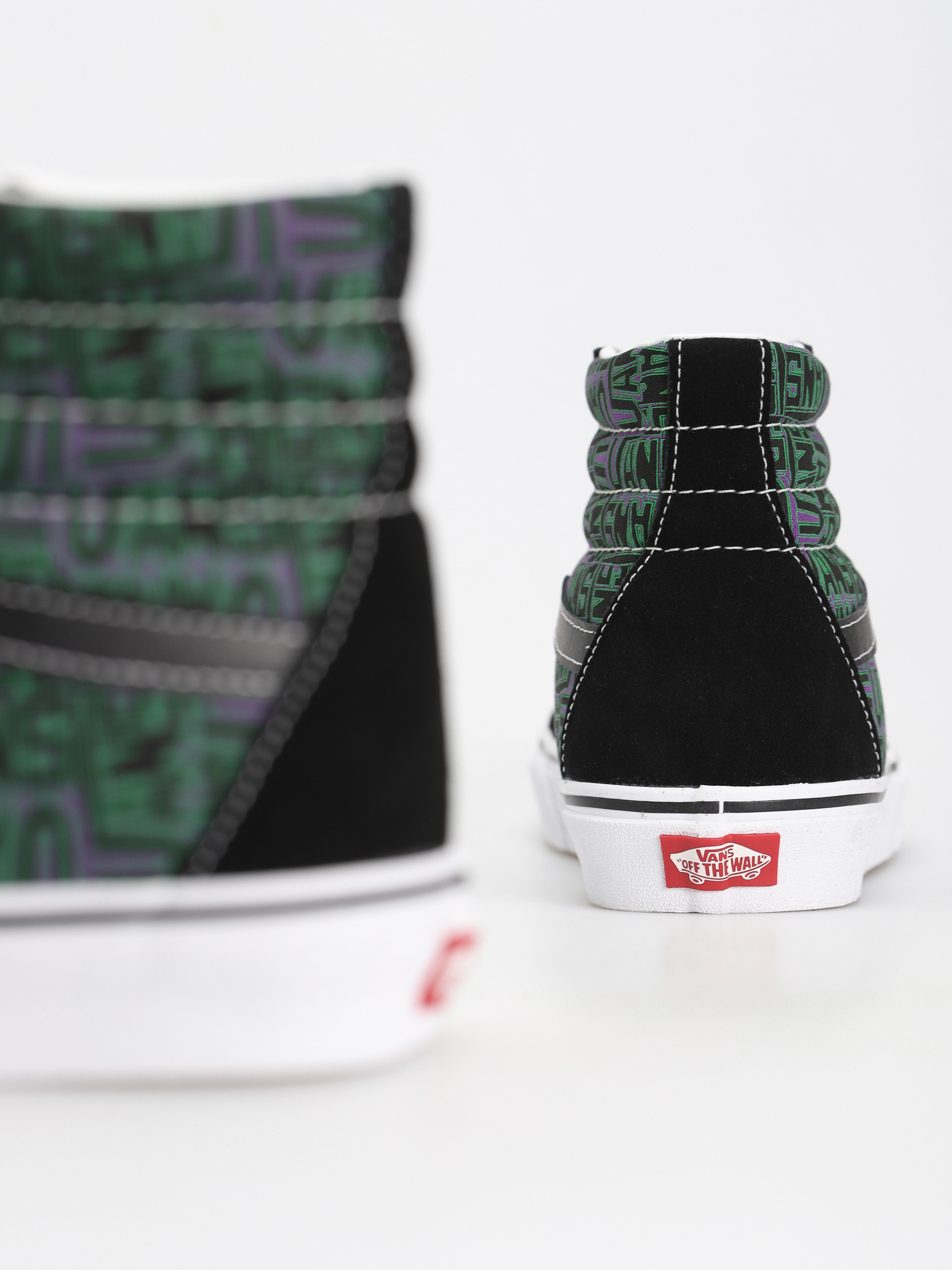 Vans Sk8 Hi Cipők (black/purple)