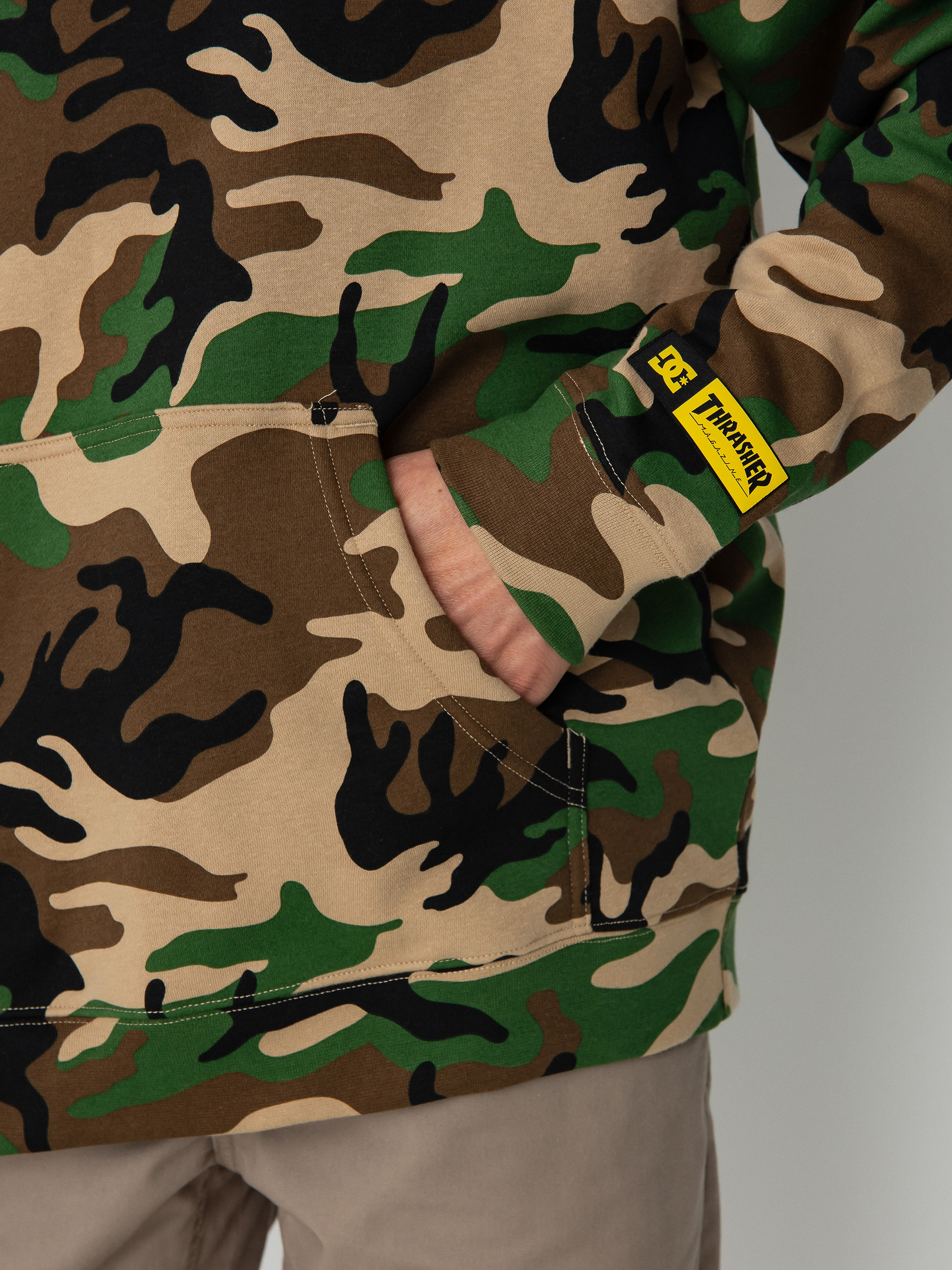 DC X Thrasher Kapucnis pulóver (army camo)