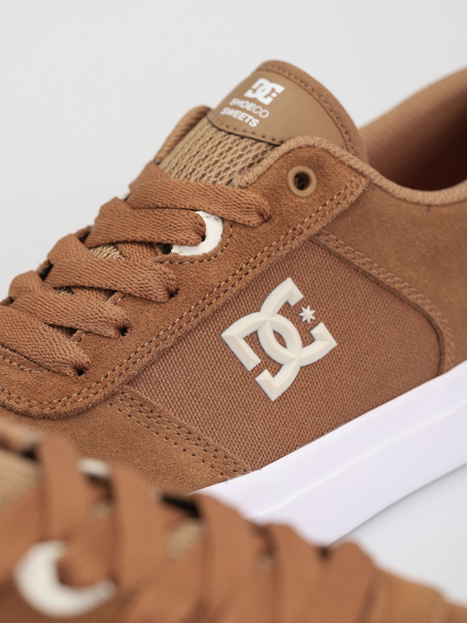 DC Teknic S Cipők (brown/yellow)