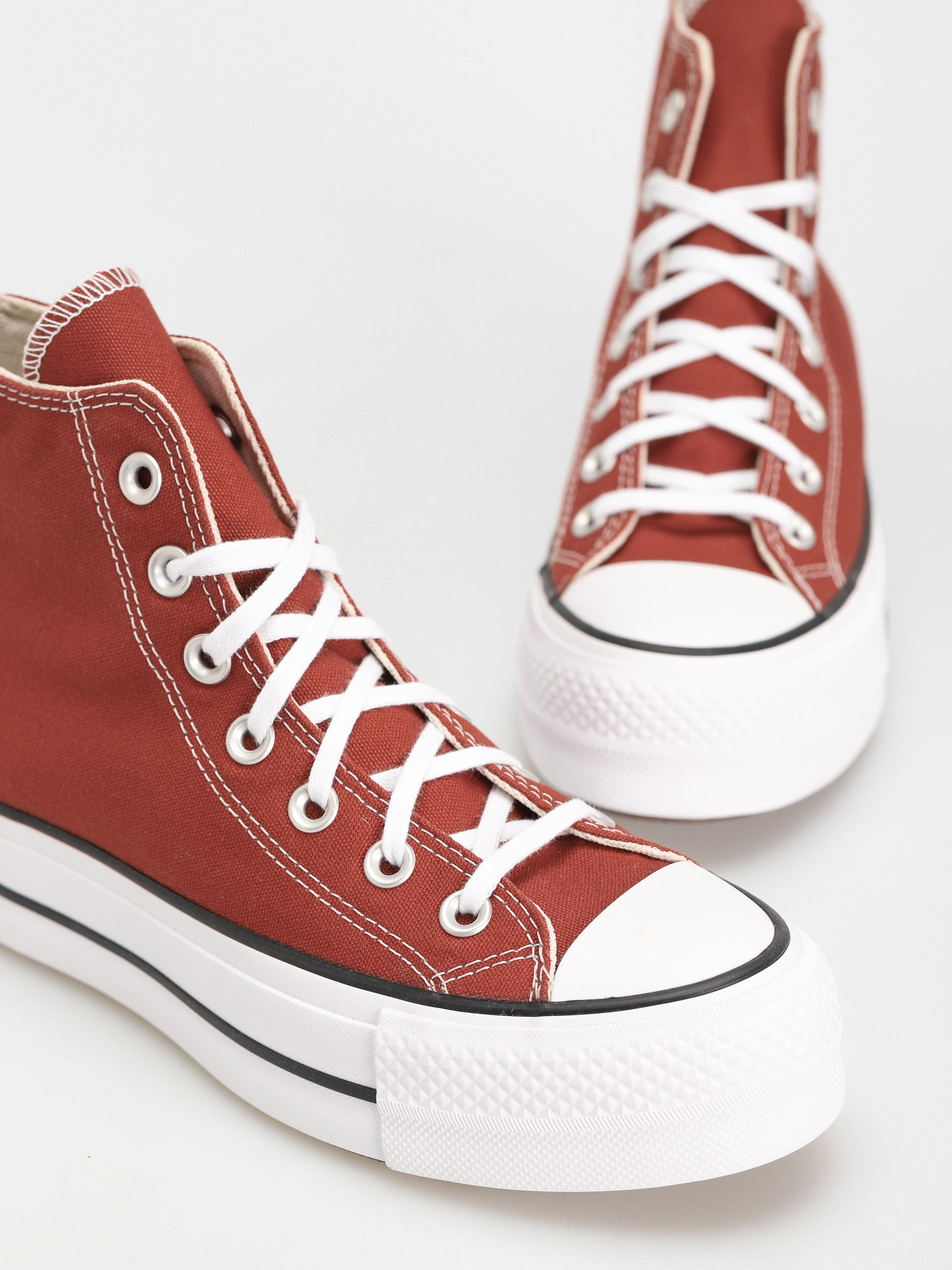 Converse Chuck Taylor All Star Lift Hi Tornacipők Wmn (ritual red/white/black)