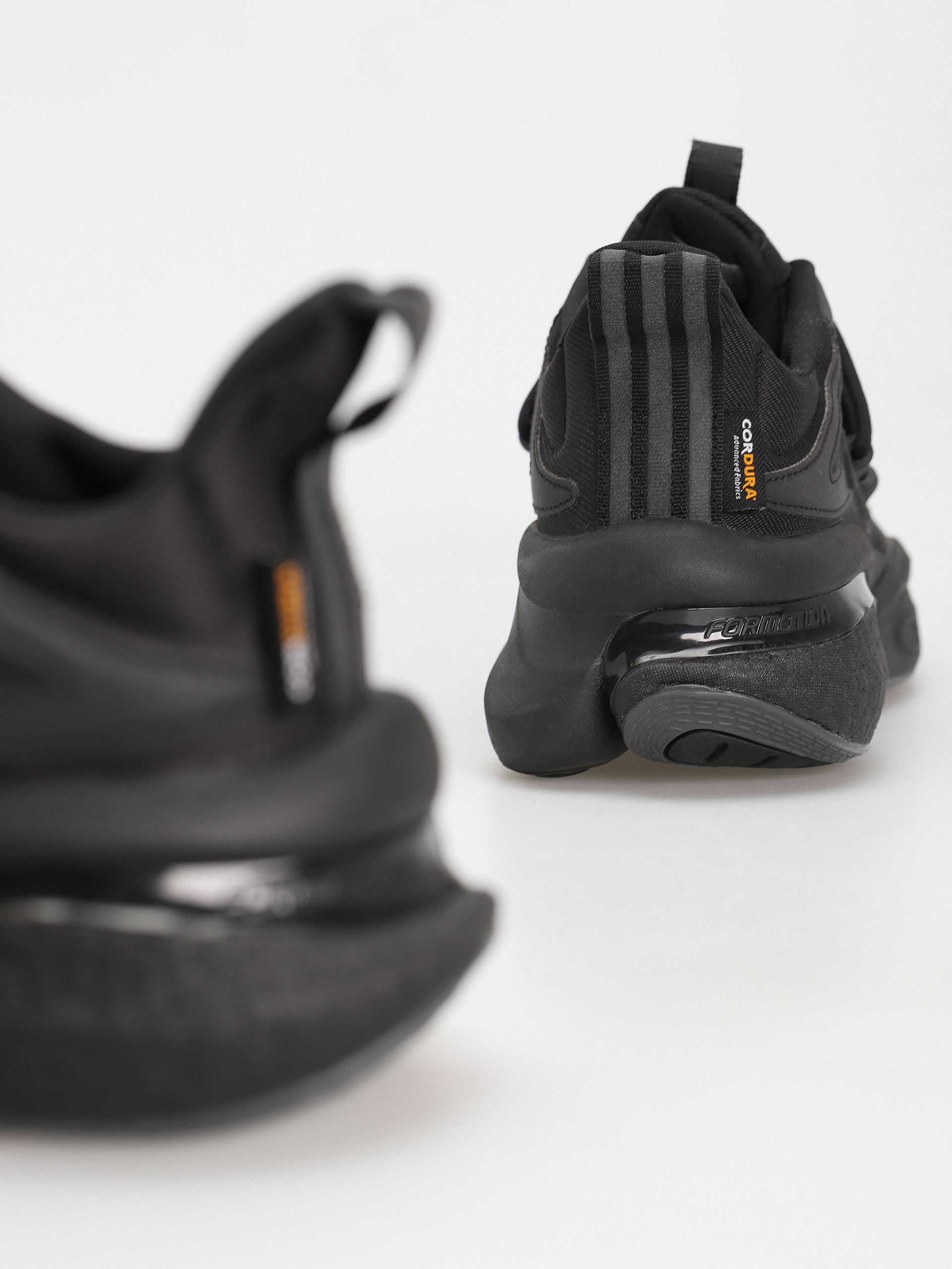 adidas Originals Alphaboost V1 Cipők (cblack/cblack/cblack)