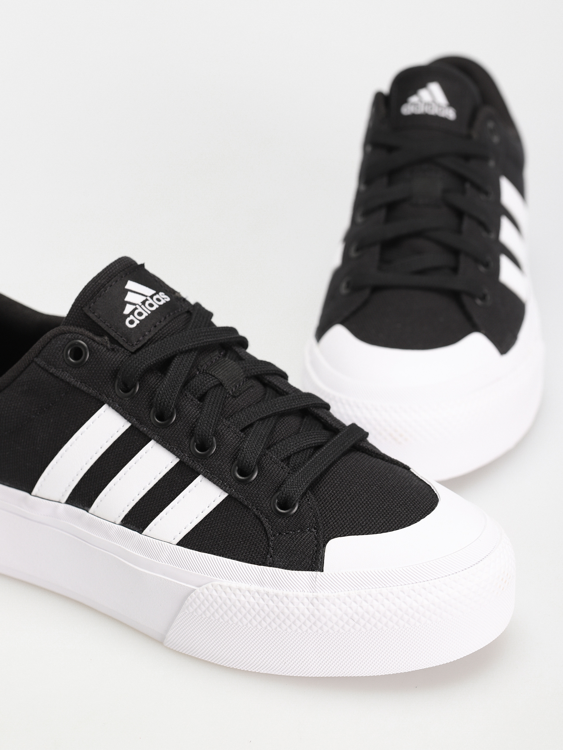 adidas Originals Bravada 2.0 Platform Cipők Wmn (cblack/ftwwht/cblack)