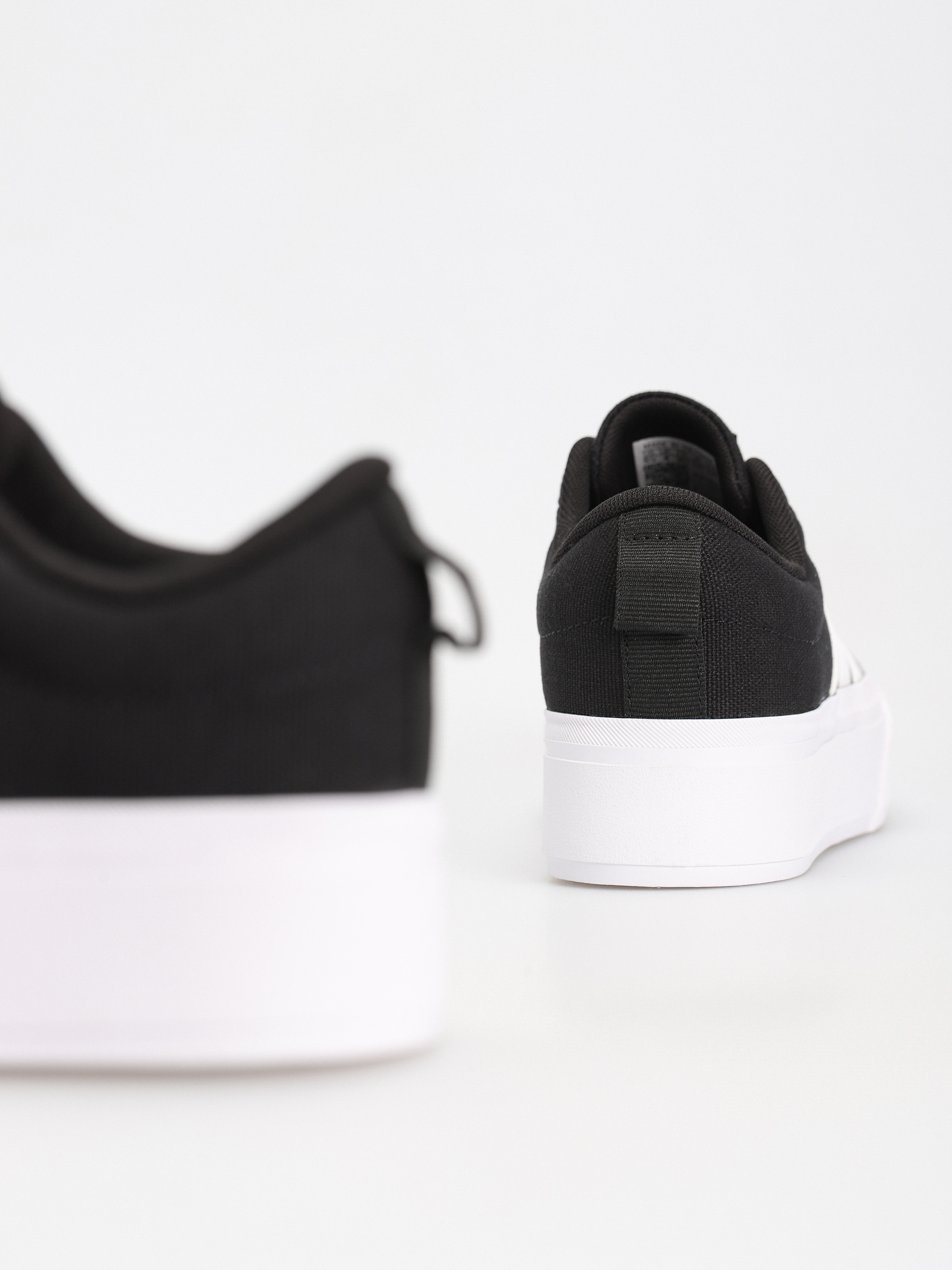 adidas Originals Bravada 2.0 Platform Cipők Wmn (cblack/ftwwht/cblack)