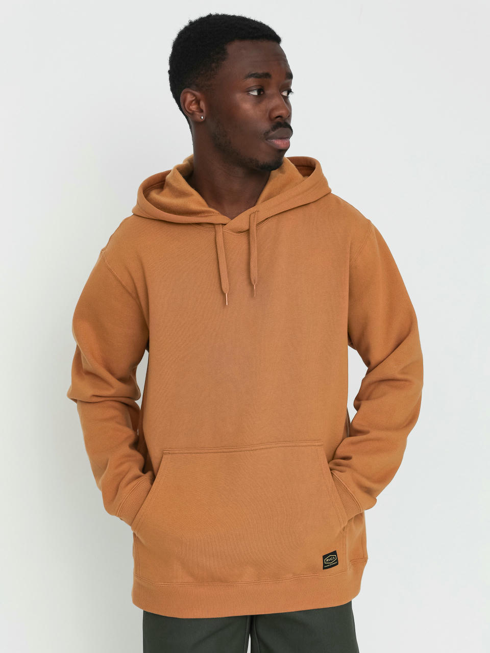 RVCA Americana HD Kapucnis pulóver (dk choco/metallic gold)