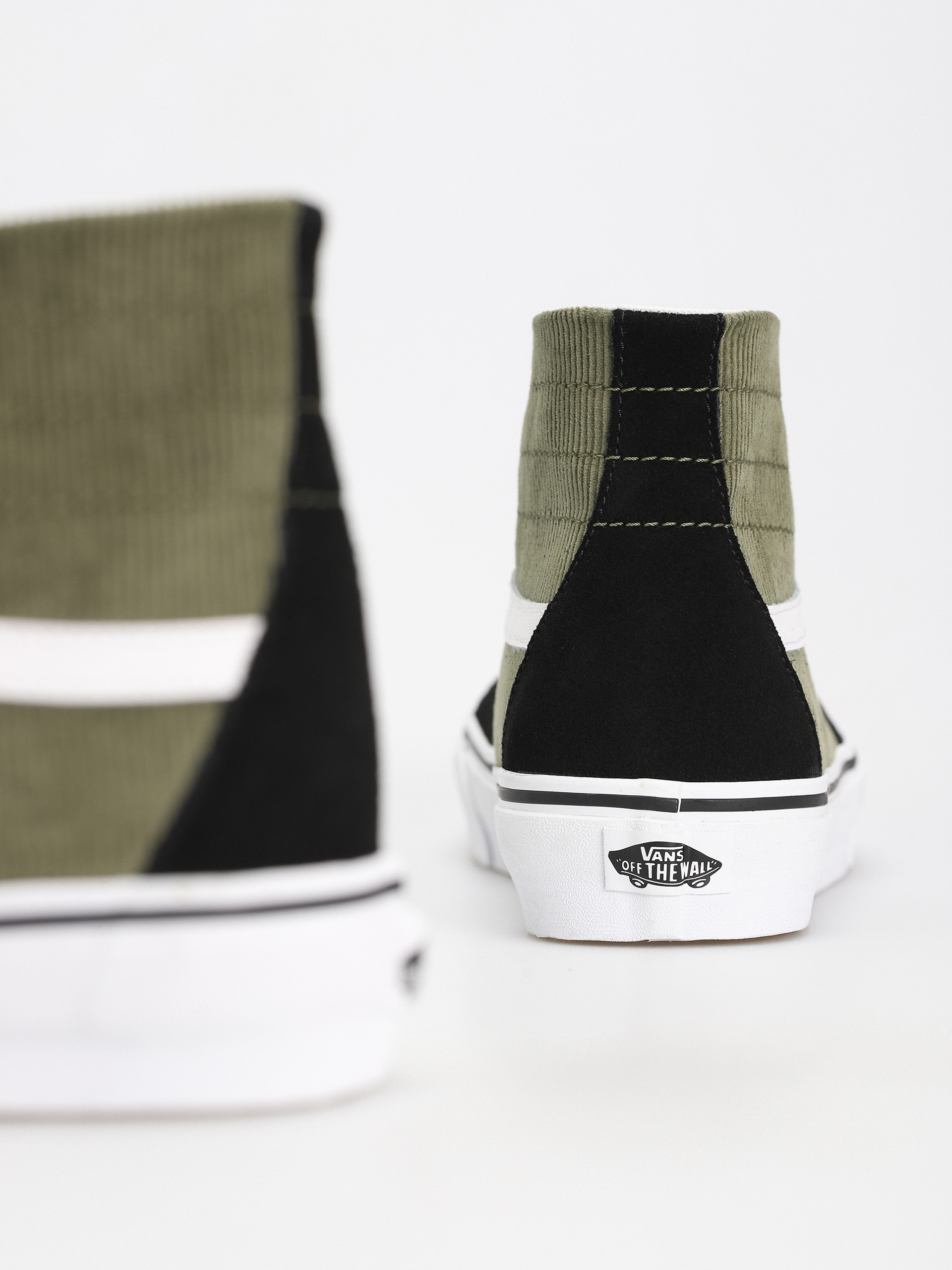 Vans Sk8 Hi Tapered Cipők (mini cord green)