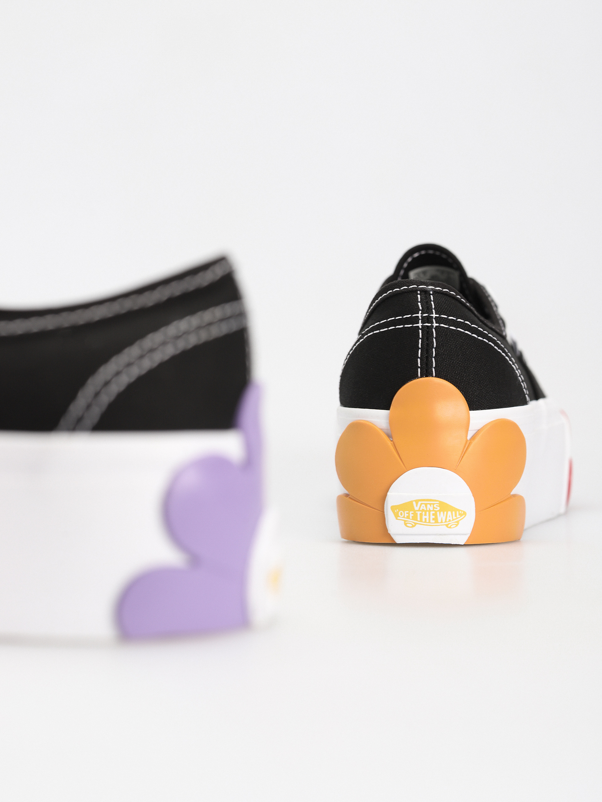 Vans Authentic Stackform Osf Cipők (black/multi)