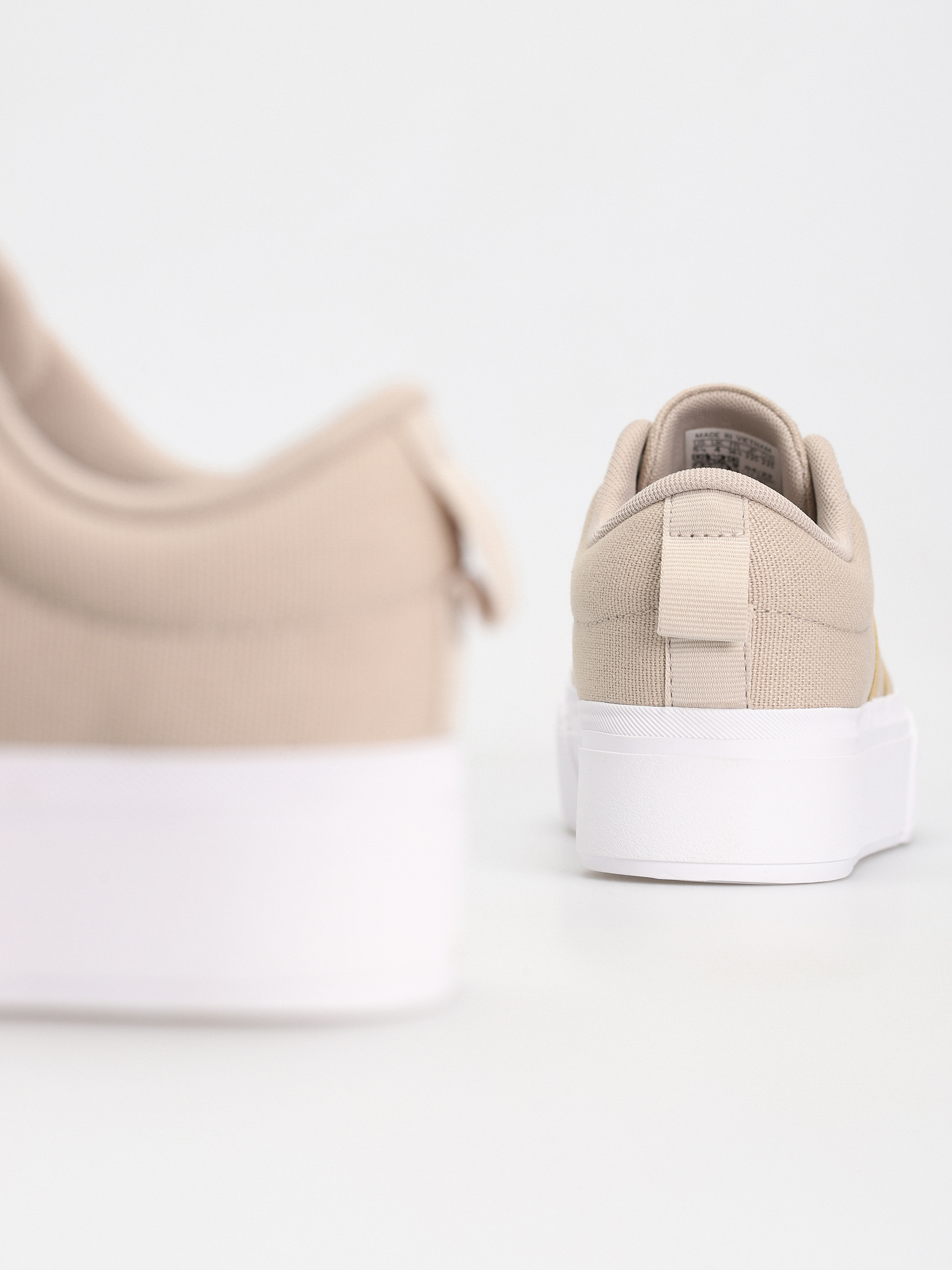 adidas Originals Bravada 2.0 Platform Cipők Wmn (wonbei/wonbei/ftwwht)