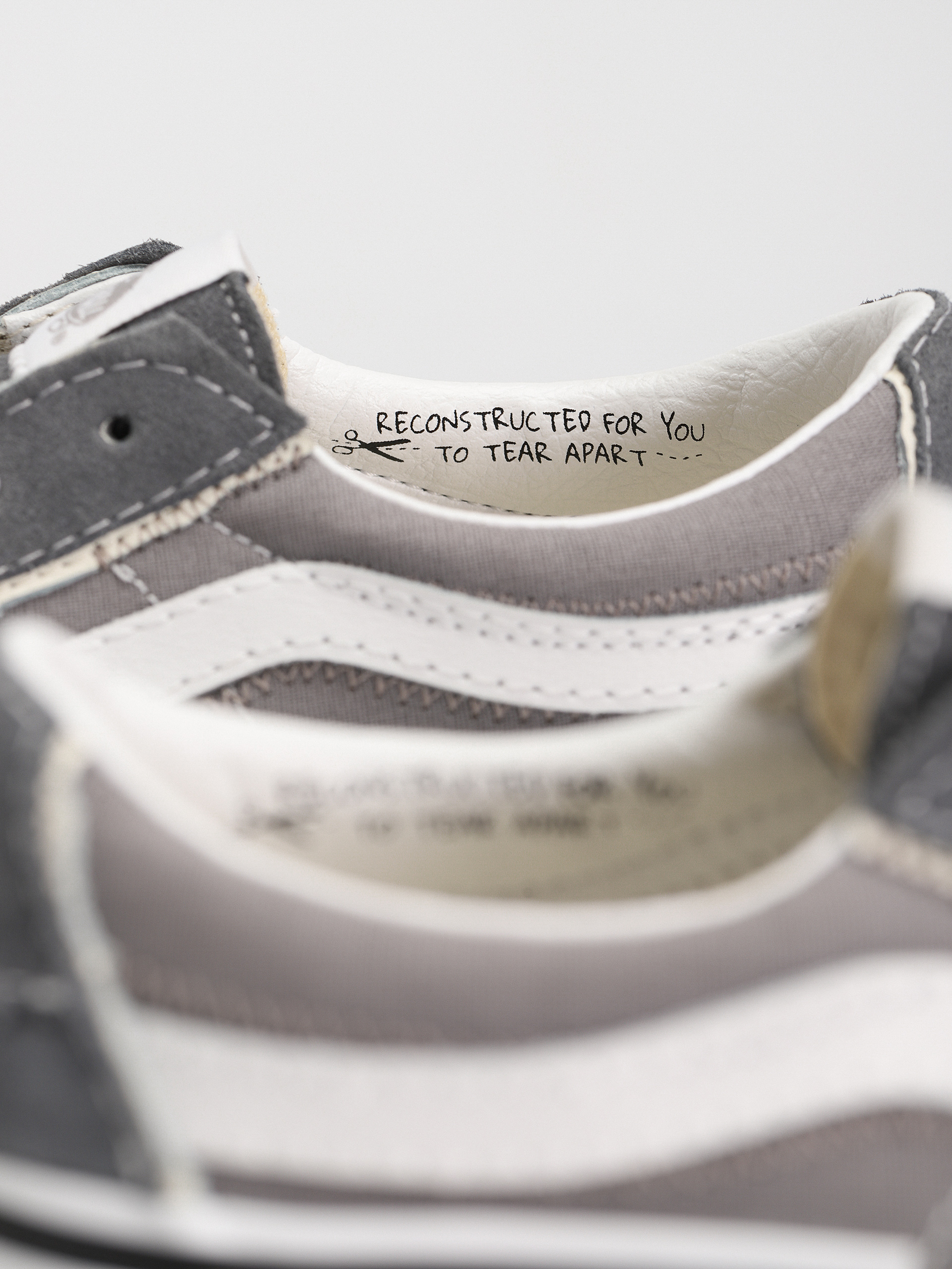 Vans Sk8 Low Reconstruct Cipők (grey)