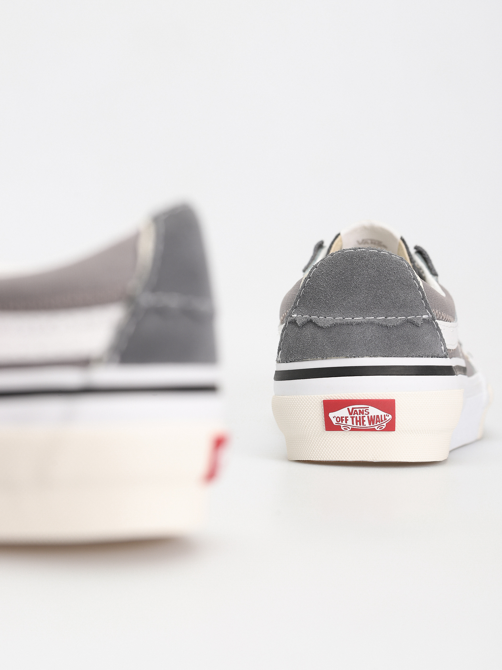 Vans Sk8 Low Reconstruct Cipők (grey)