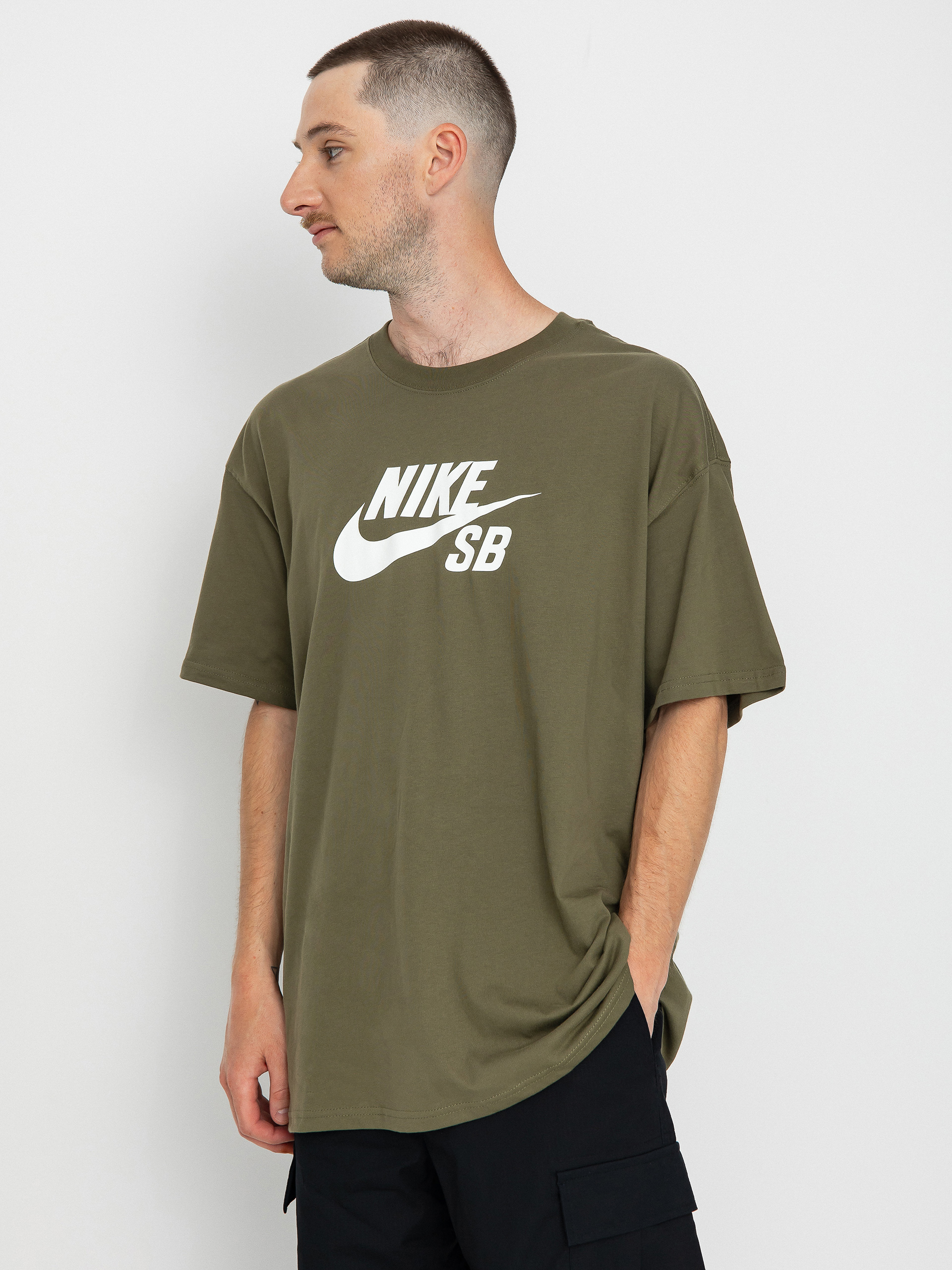 Nike SB Logo HBR póló (medium olive)