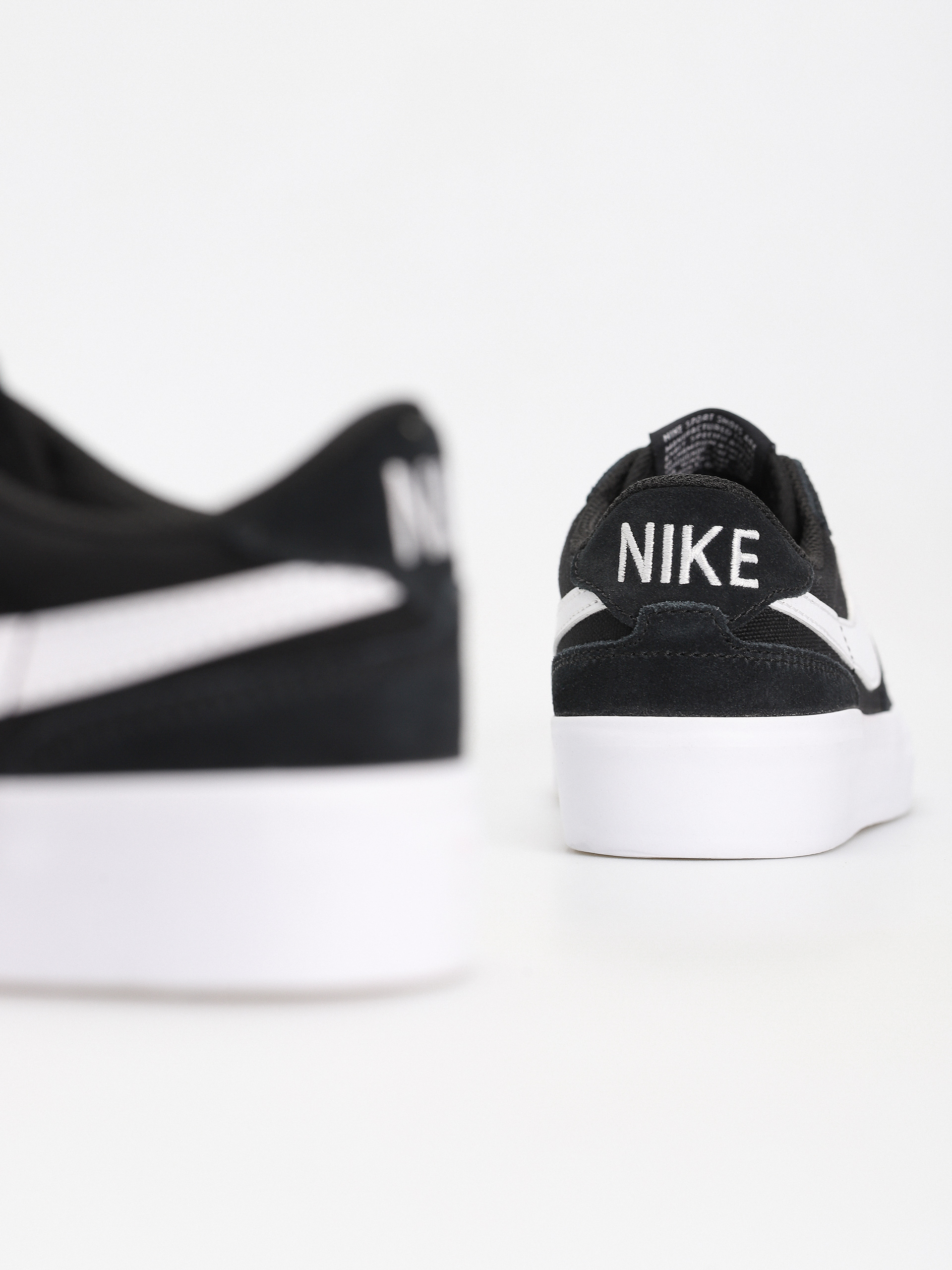 Nike SB Zoom Pogo Plus Cipők (black/white black white)