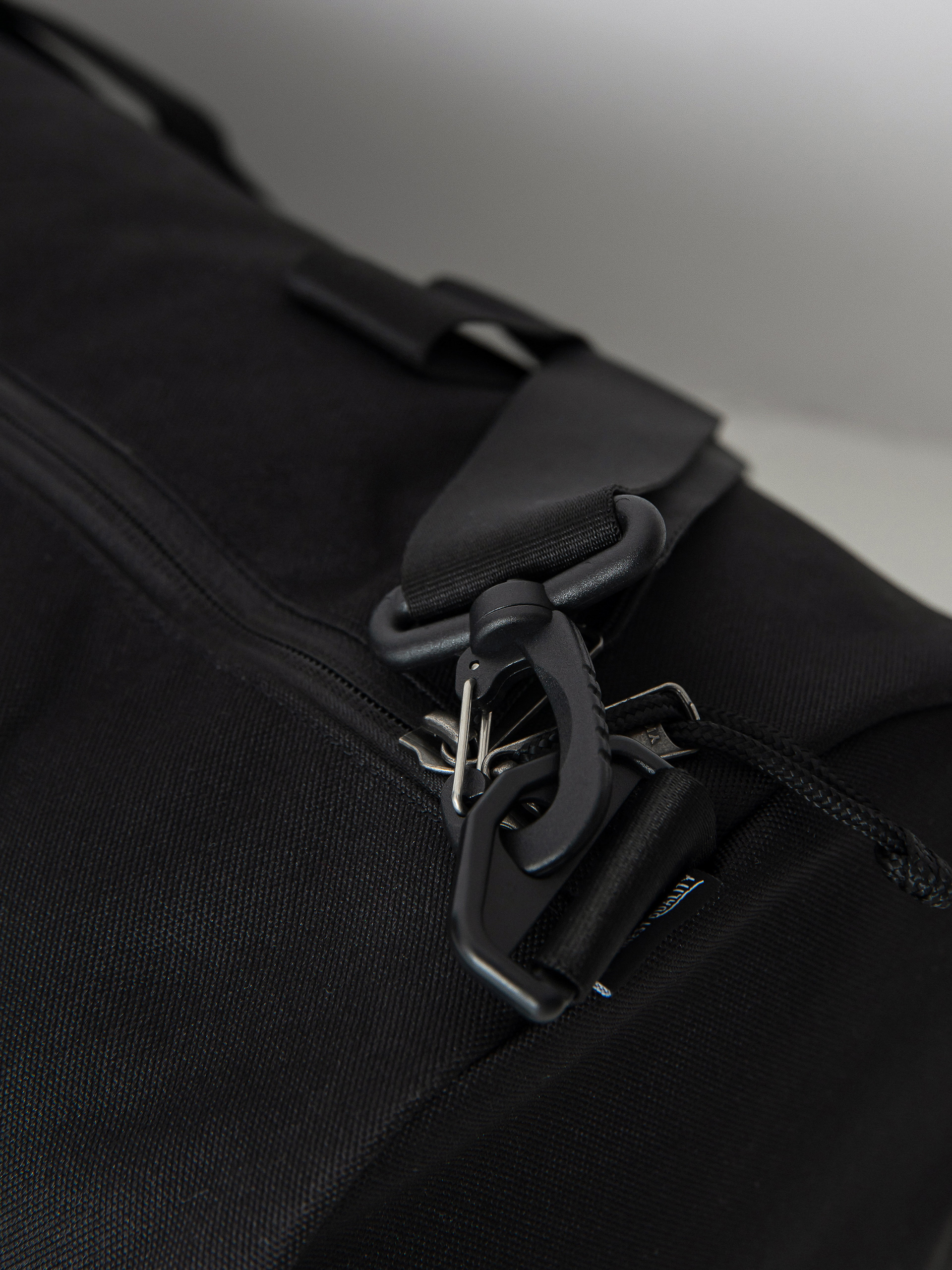 Herschel Supply Co. Classic Gym Bag Táska (black)